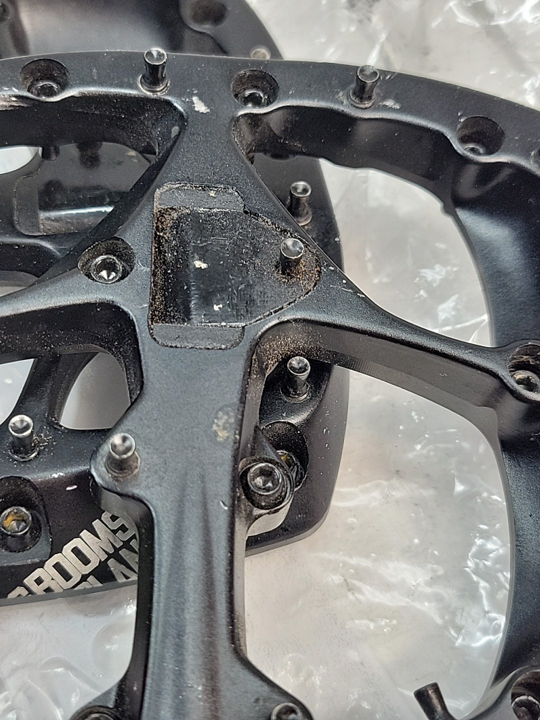 Used Specialized Boomslang Black Pedals Left & Right READ!