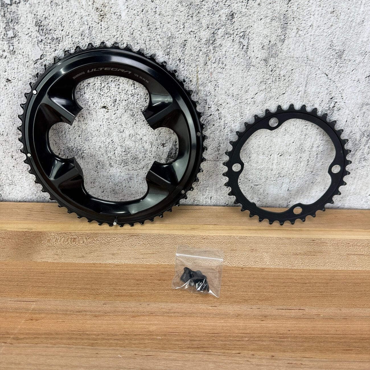 Low Mile! Shimano Ultegra R8100 50/34t 110BCD 4-Bolt 12-Speed Chainring Set