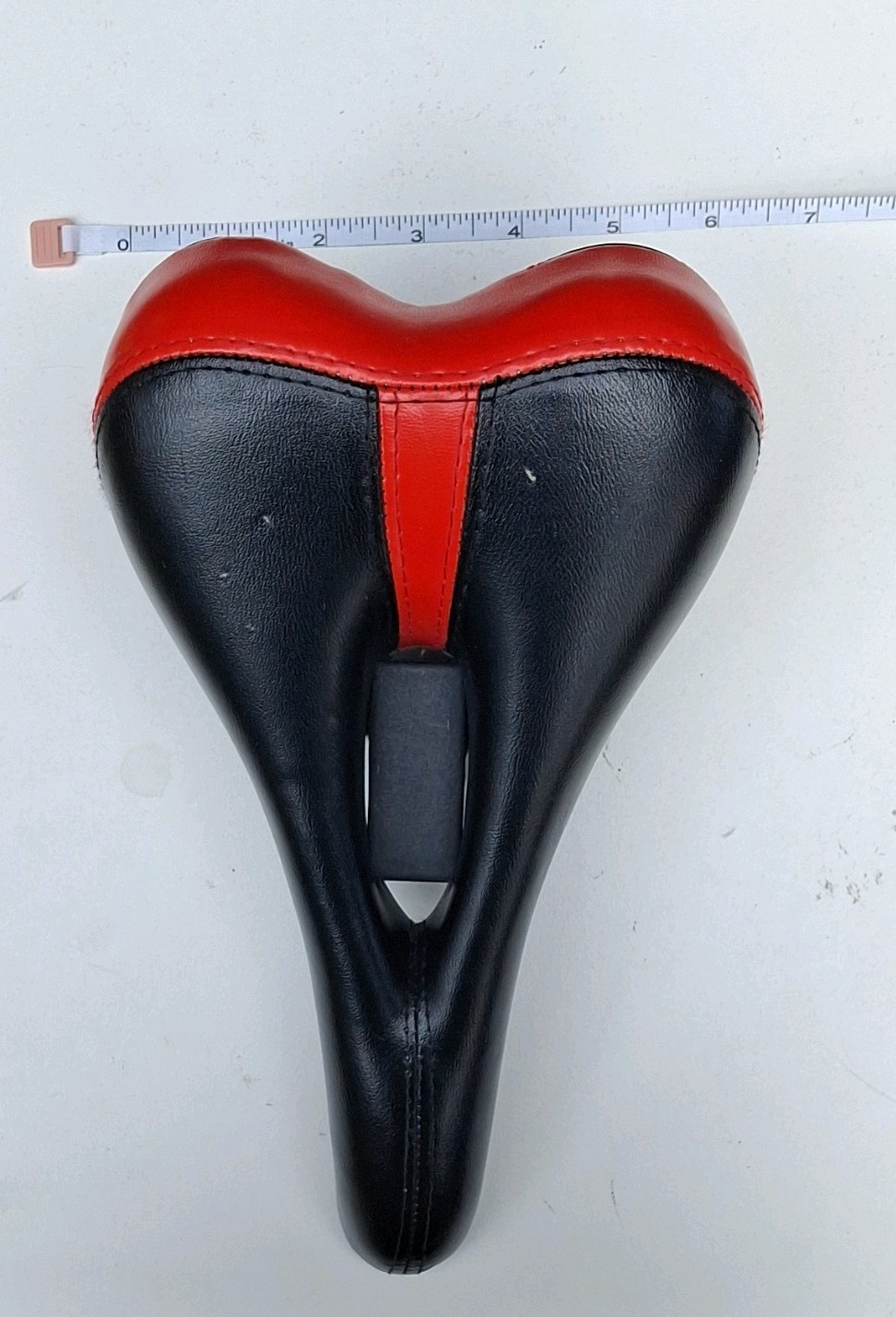 Black/Red Cutaway Bicycle Saddle Seat w/ Steel Rails DADIS26-8