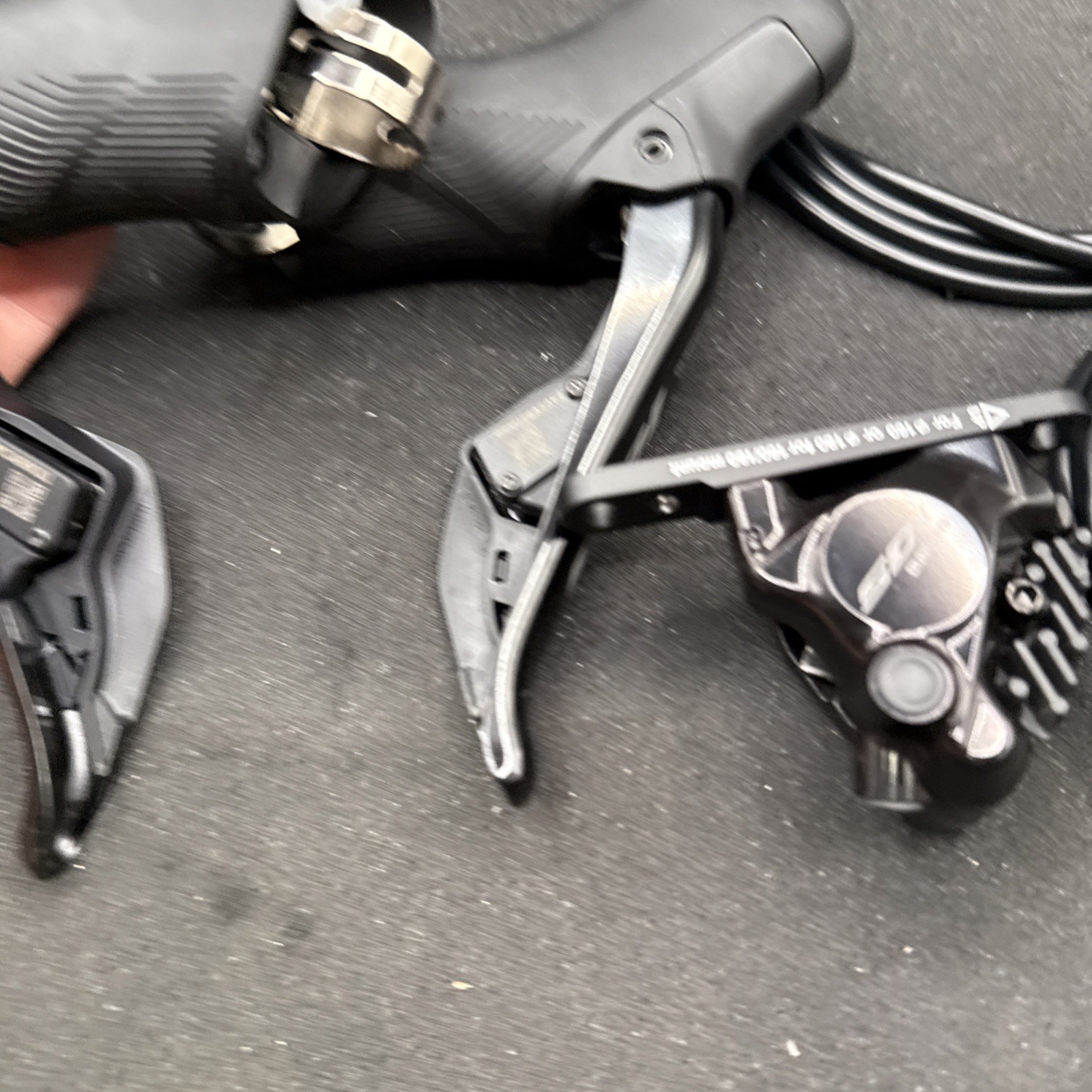 Shimano 105 7170 Di2 Hydraulic Shifter Set 1000/1700mm Lines 12 Speed 2×12 (NW)