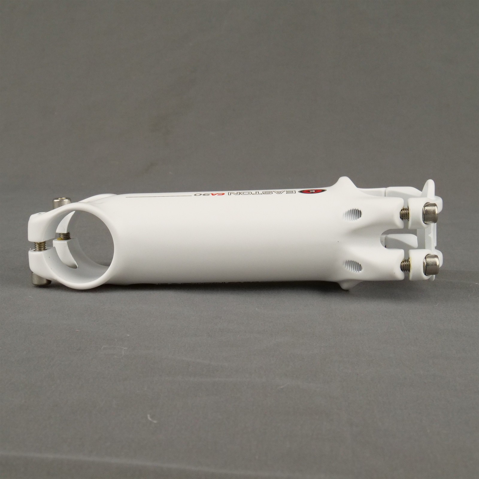 Easton EA90 Stem 120mm 10° 31.8 1-1/.8″ Aluminum White Threadless 140g