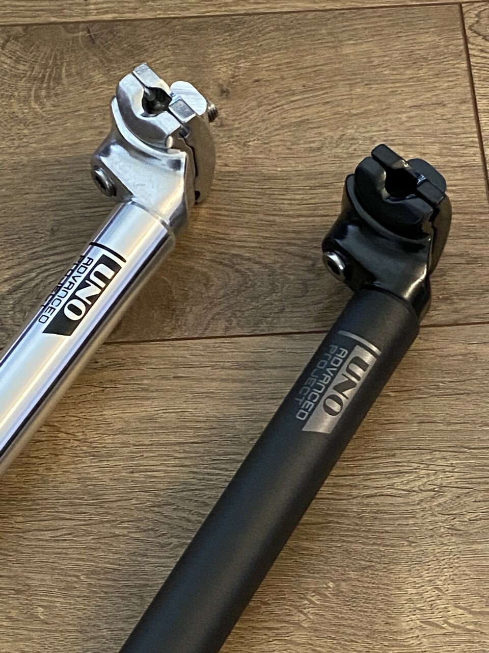 NEW UNO Seat Post 28.6mm x 350mm MTB Trekking Road Bicycle , Black or Silver