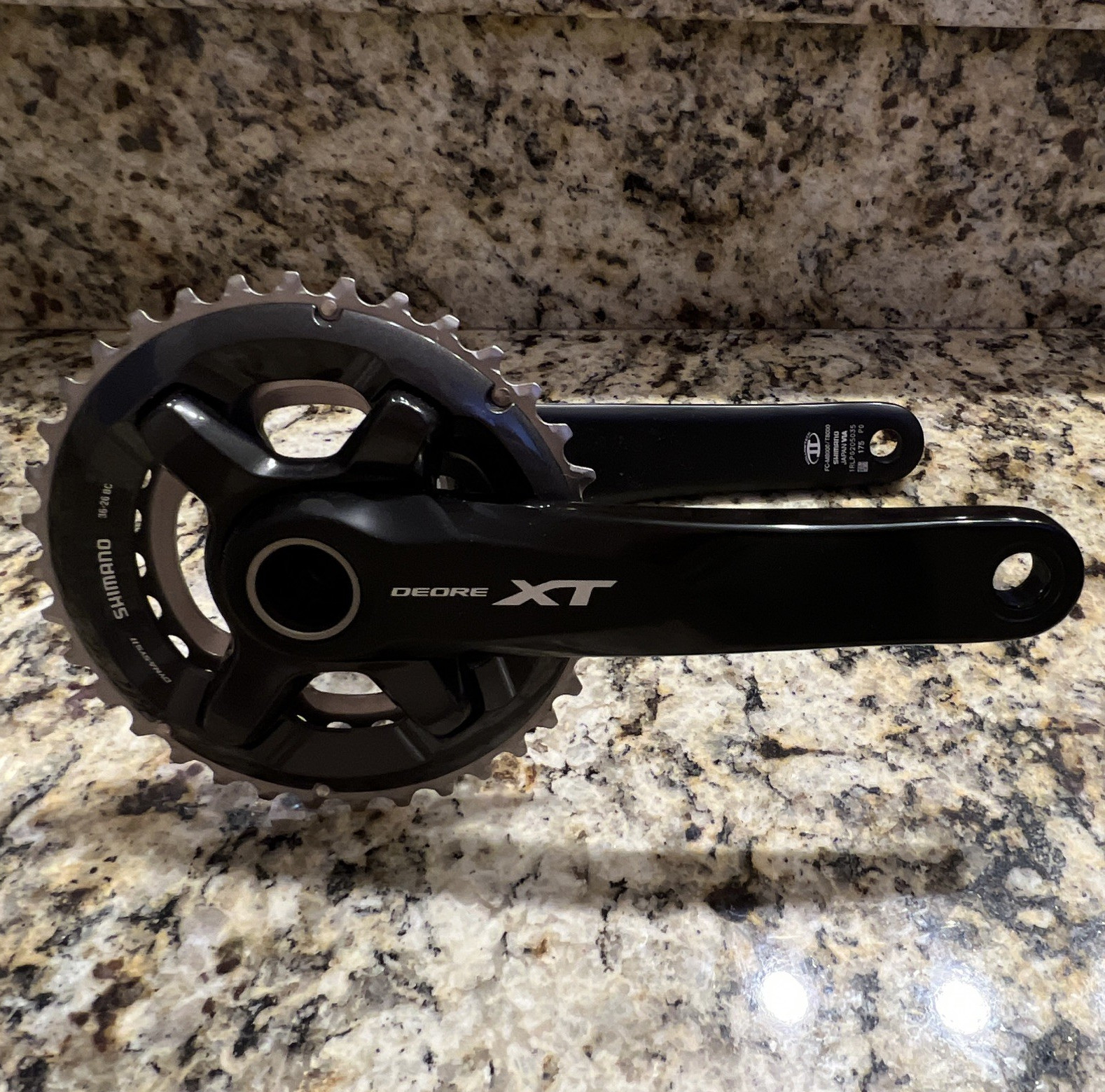 Shimano Deore XT Hollowtech II FC-M8000-B 175mm Double MTB Crankset