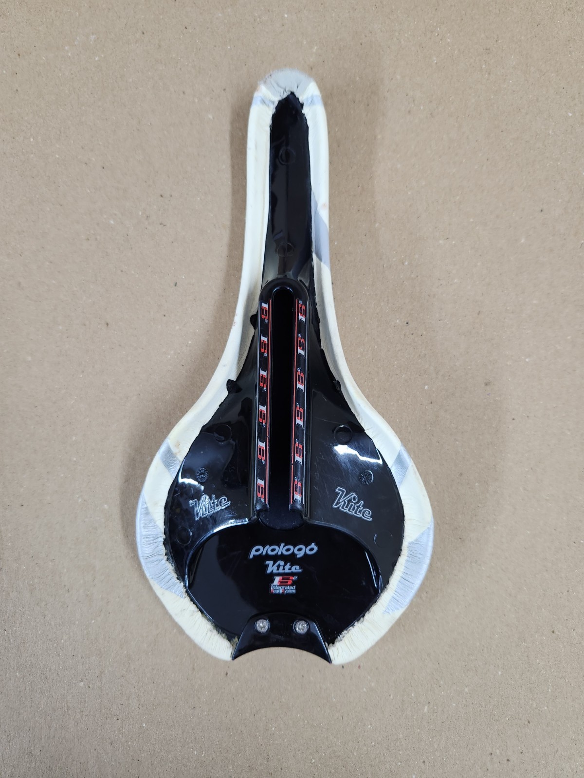 Vintage Prologo Kite ISS Bicycle Saddle White Weight 180g