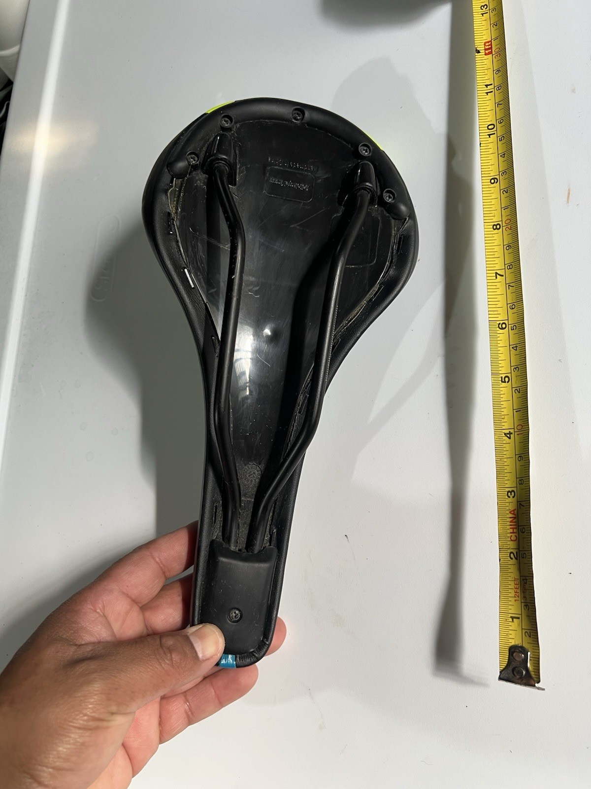 GT Synthetic Bicycle Saddle Black Yellow Blue Universal