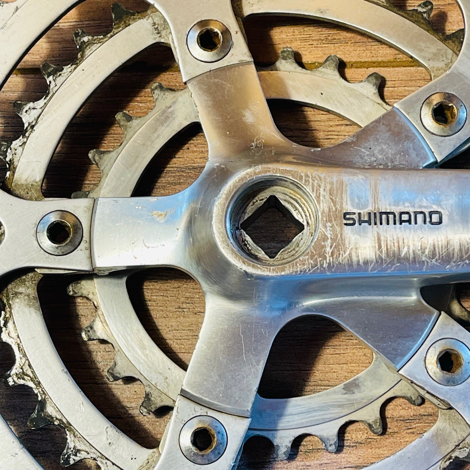 Shimano Deore XT FC-M730 Square Taper Crankset 175 27 / 38 / 48