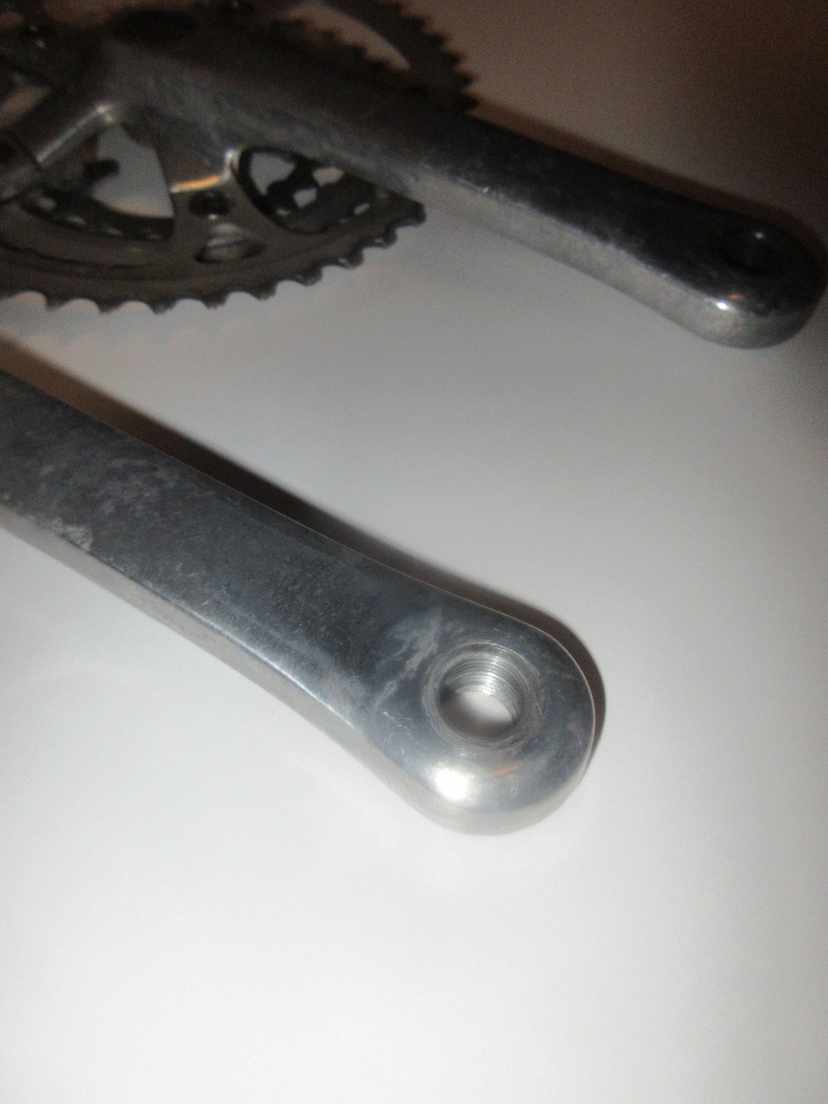 Shimano Deore FC-MT60 Triple Mountain Bike Triple Cranks 175 Crankset 48/38/24
