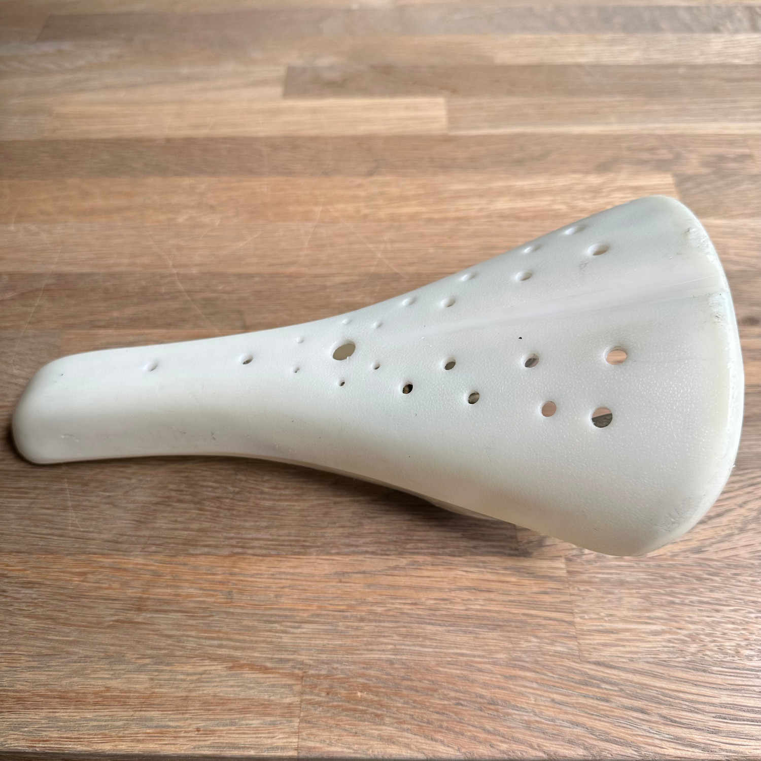 Viscount Dominator Seat 2166 CRACK BMX Old School Freestyle White Taiwan