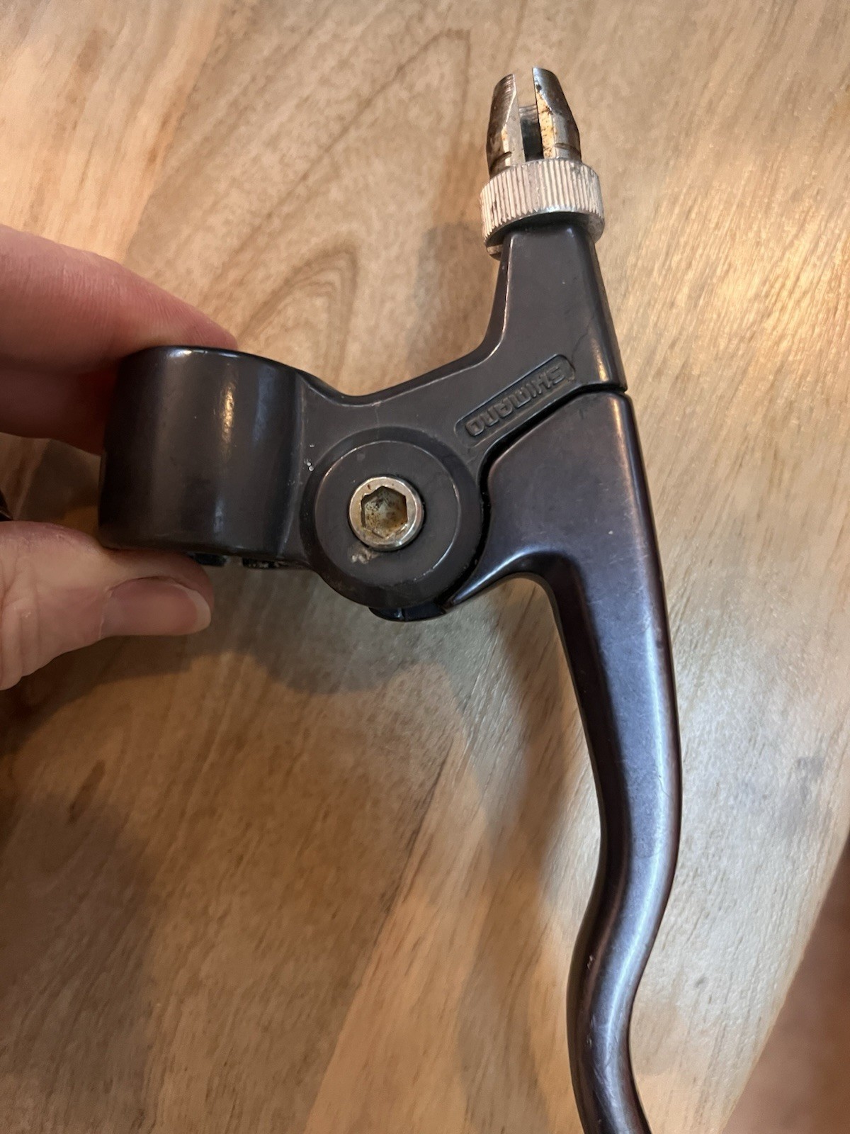 SHIMANO BL-M700 Brake Levers Ø22.2 Clamp 4 Finger Grip in Black