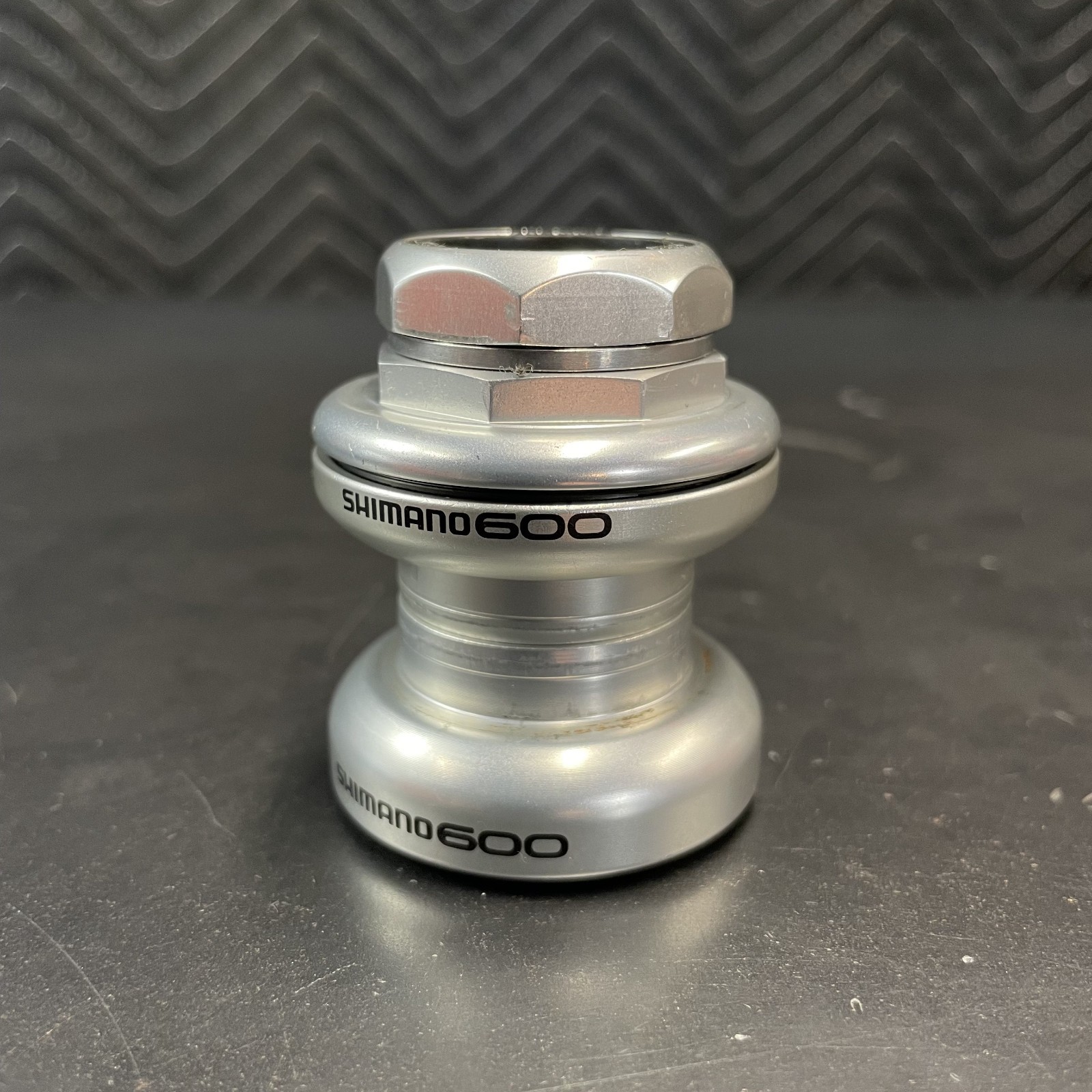 Shimano 600 6500 1″ Threaded Headset – BC – Used