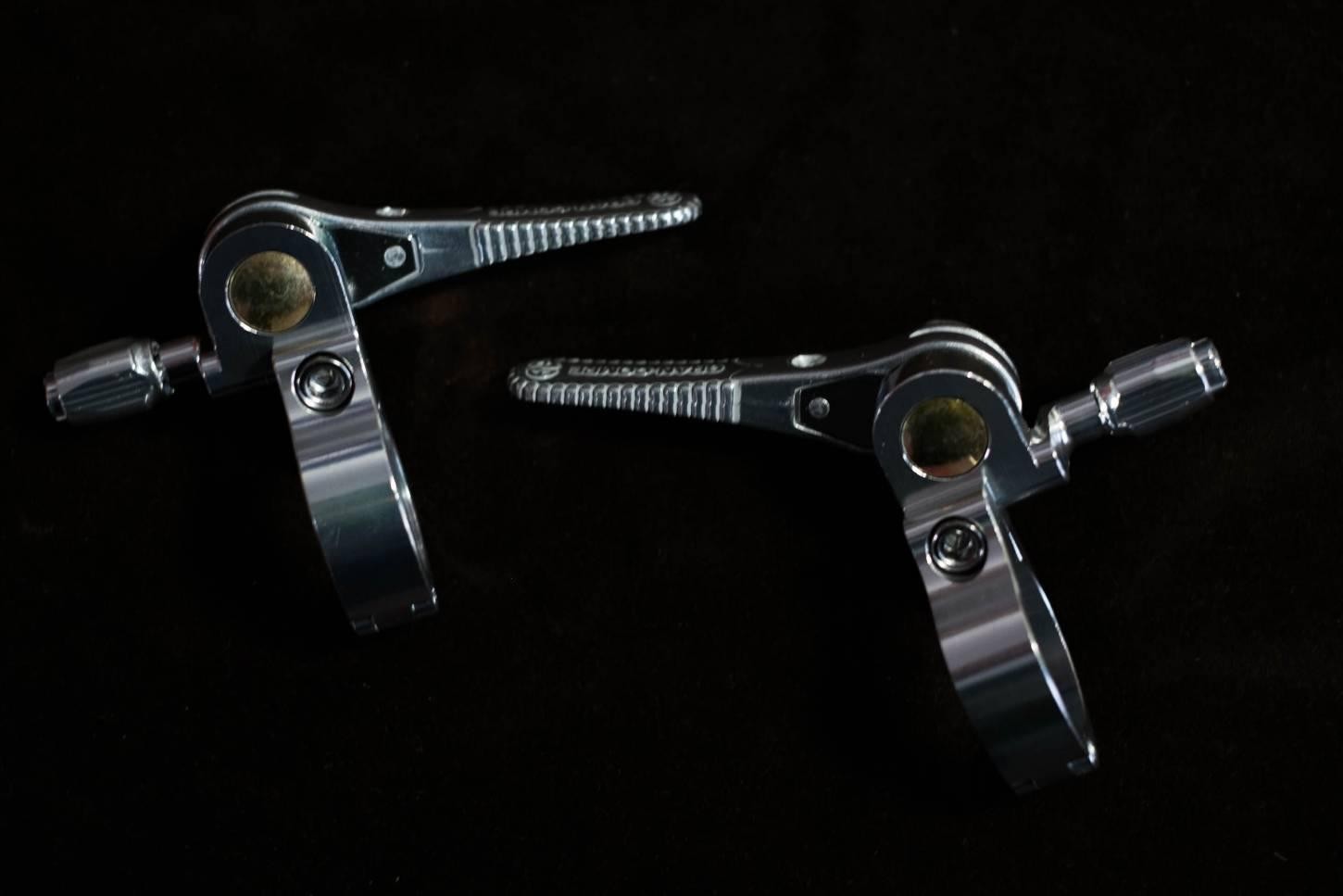 DIA-COMPE ENE CICLO ENE Thumb Shifter 2-3 Left, 8-9-10 Right Pair Silver
