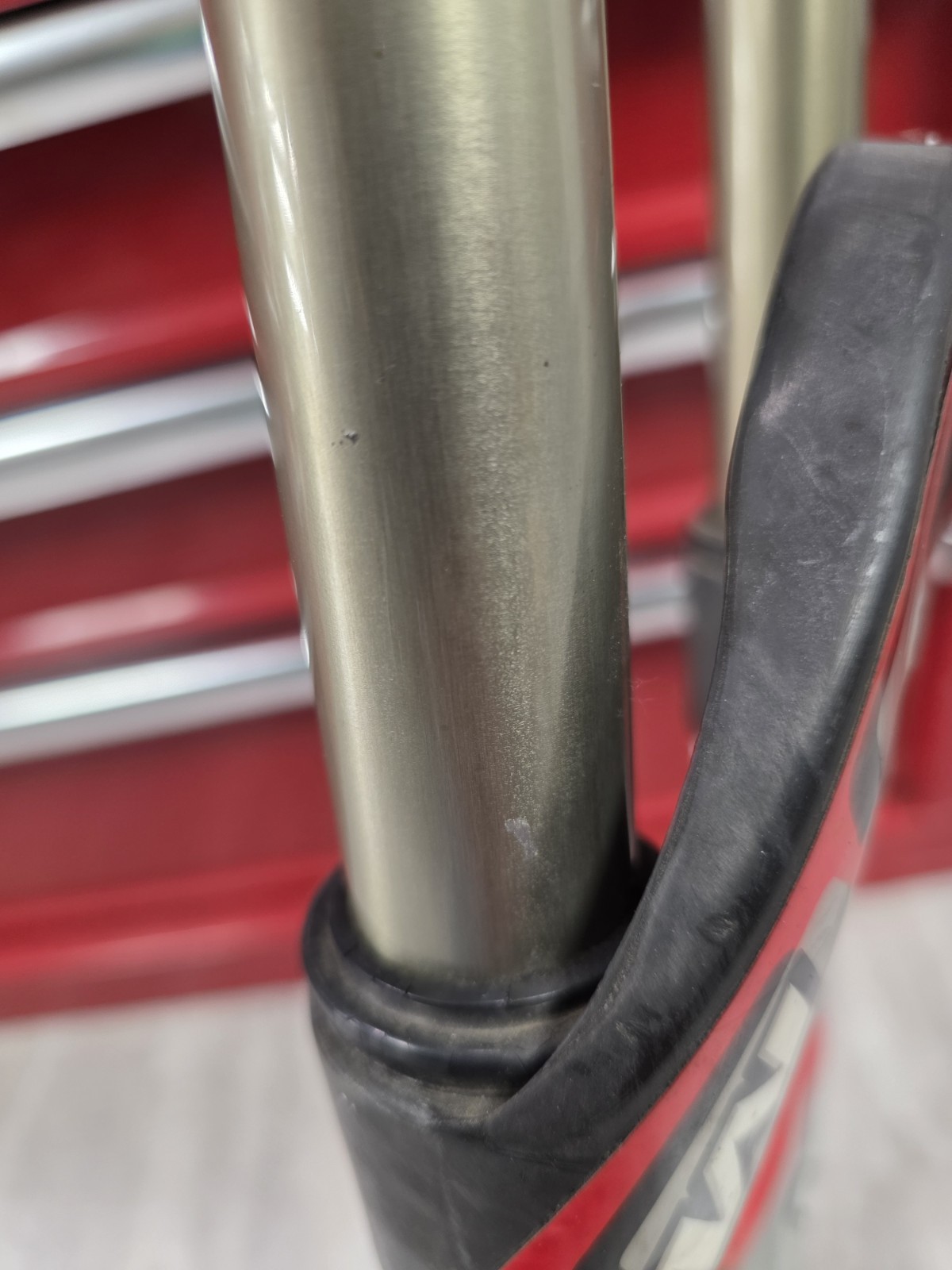 Manitou Supernova Fork 4X Slalom DH Rare Vintage 26″ 20x110mm Axle