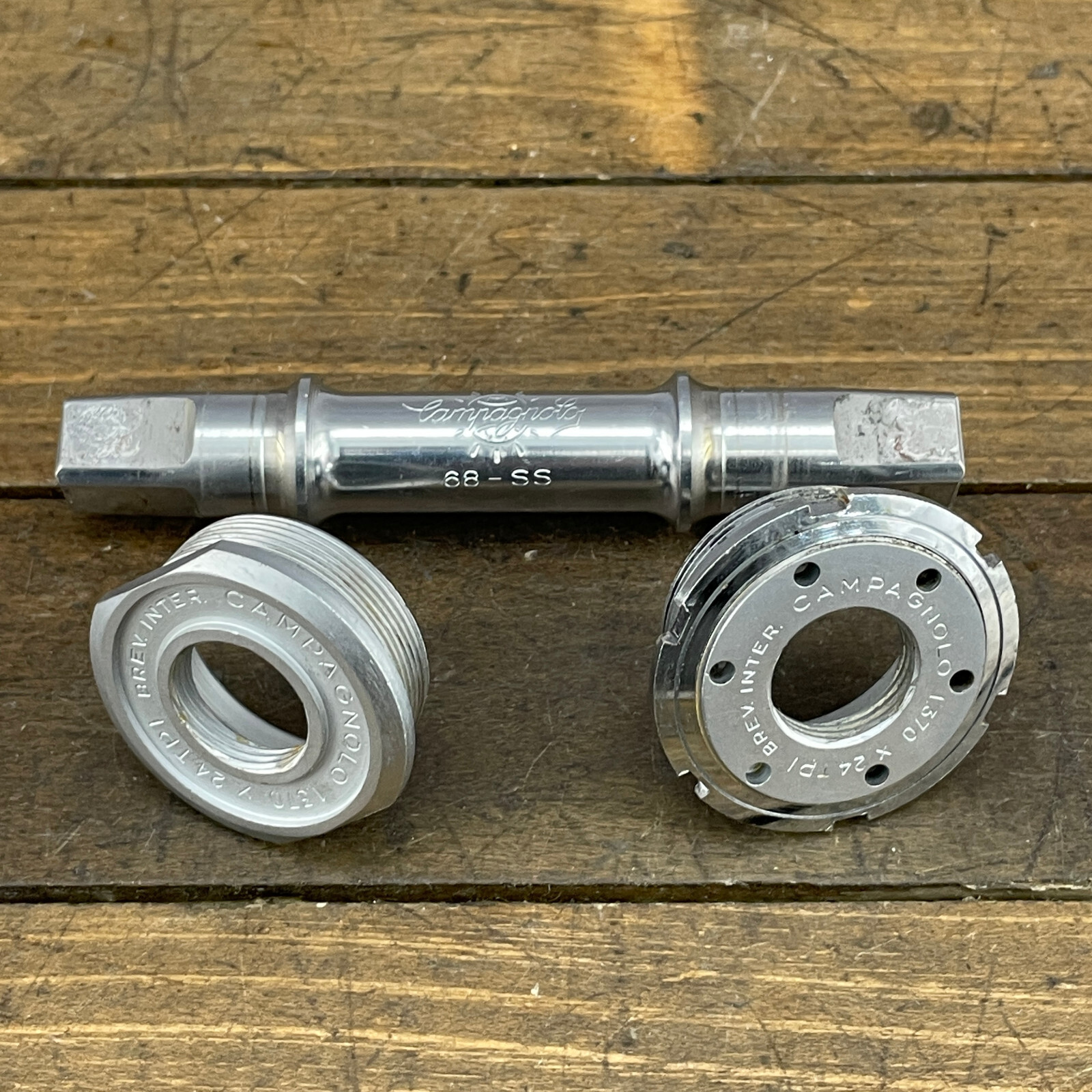 Vintage Campagnolo Record Bottom Bracket 68-SS CPSC English 110 68 Rifled A3