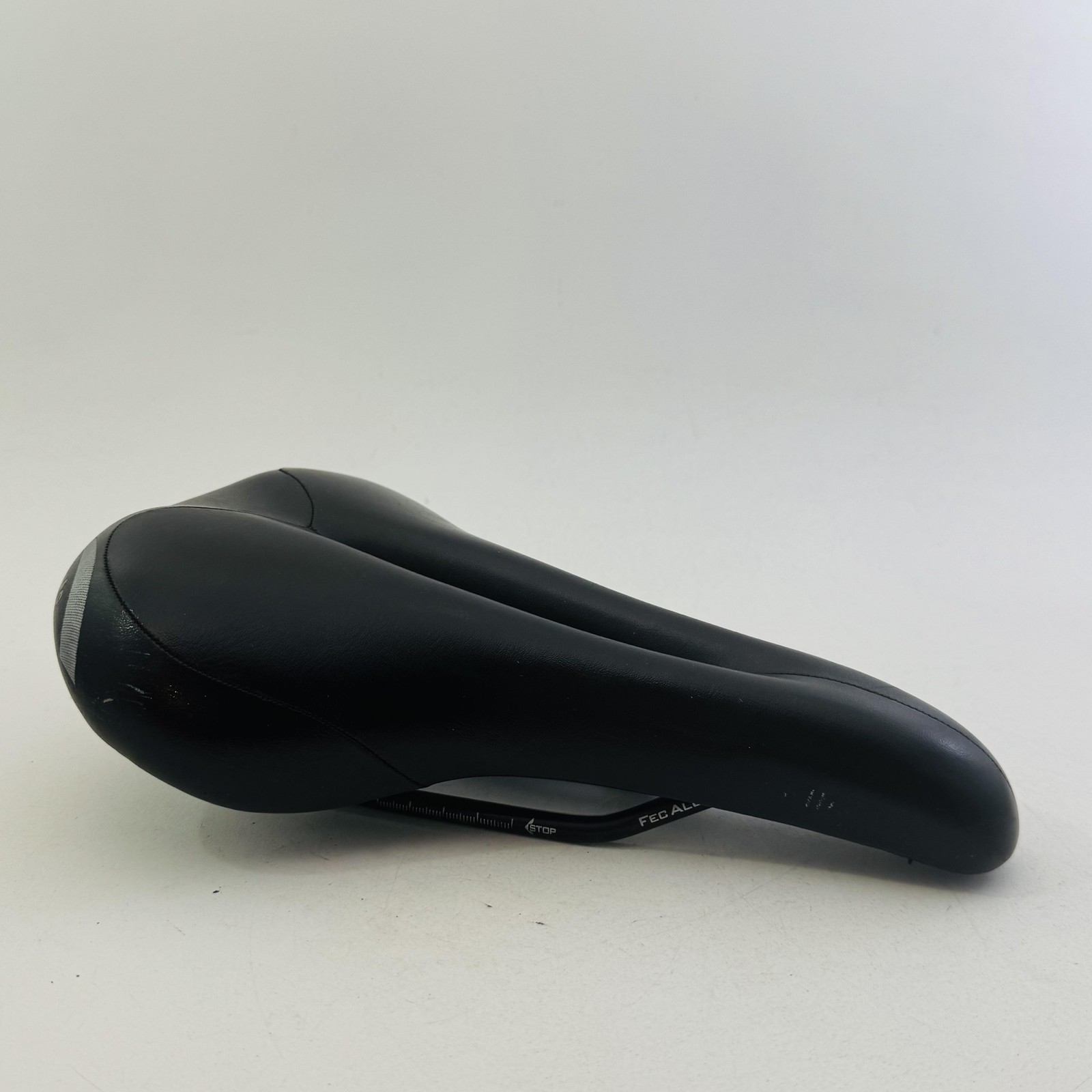 Terry Bicycle Saddle Seat Black Cutaway CrMo Rails Road MTB Hybrid Bike A82