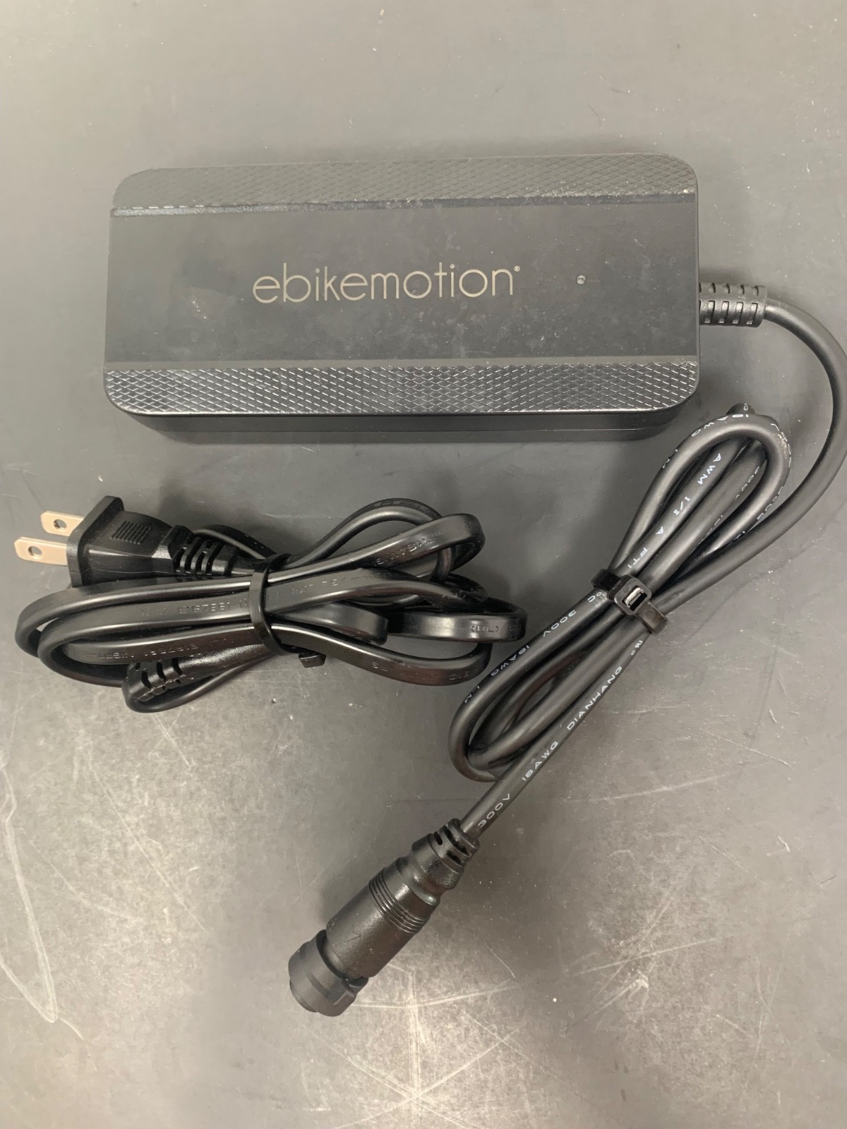 EBikeMotion MDA 42V 4.0A Li-ion Battery Charger BC222360040 UL 1012 New