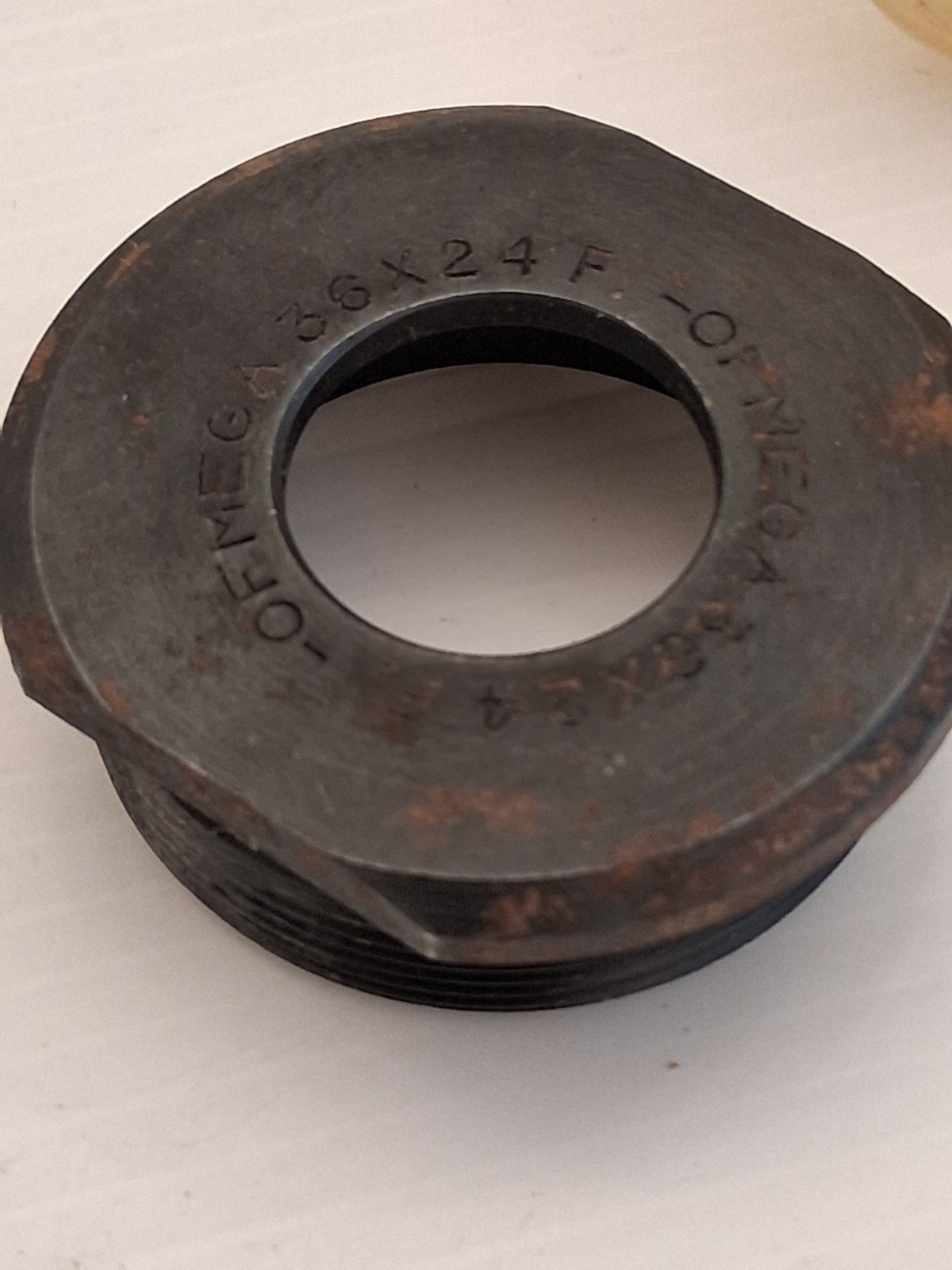 Ofmega Bottom Bracket Complete Italian Threaded Very Good Condition Campagnolo
