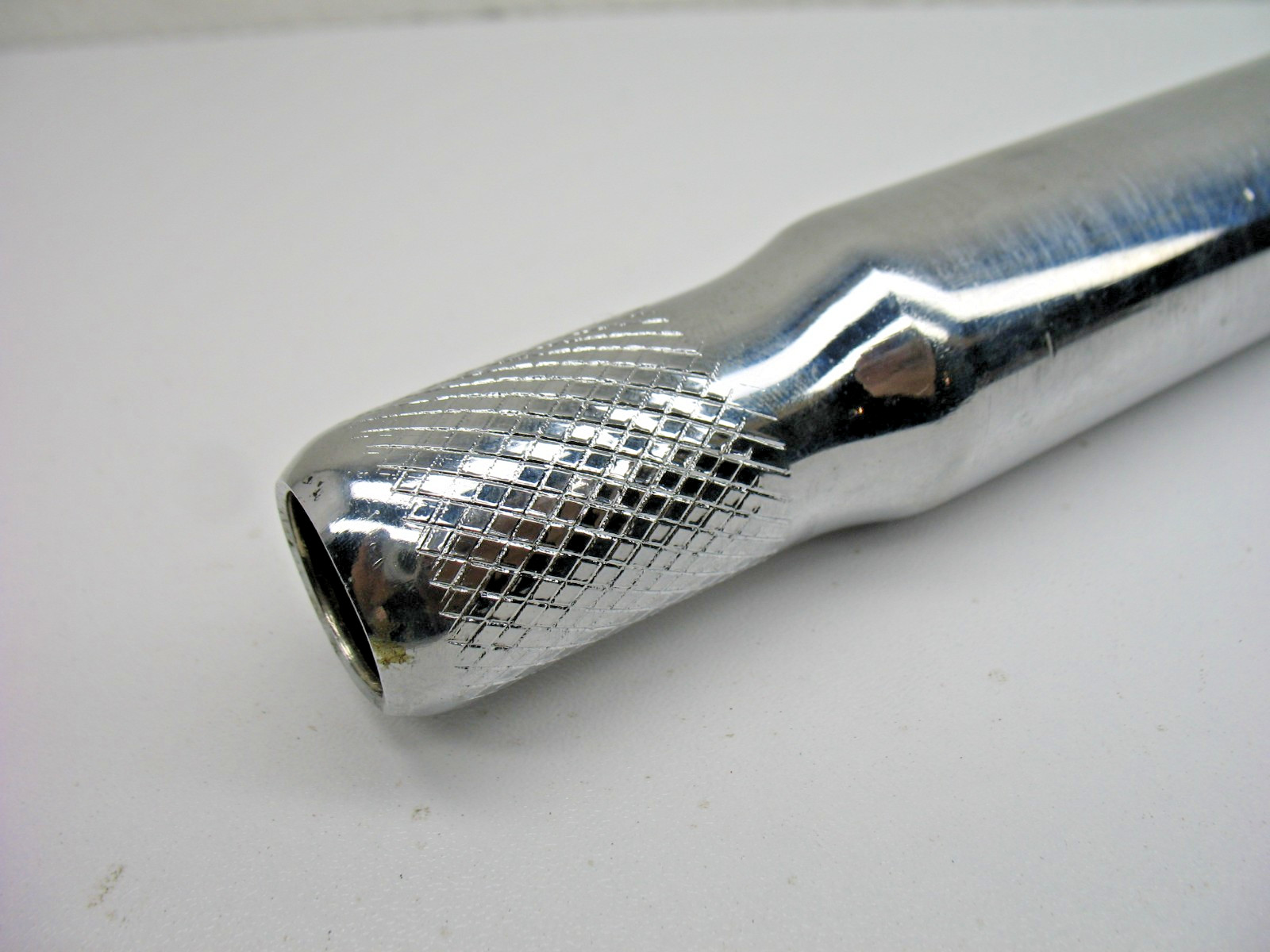 Chrome/Silver Steel Bicycle Seatpost 27.2 – Used