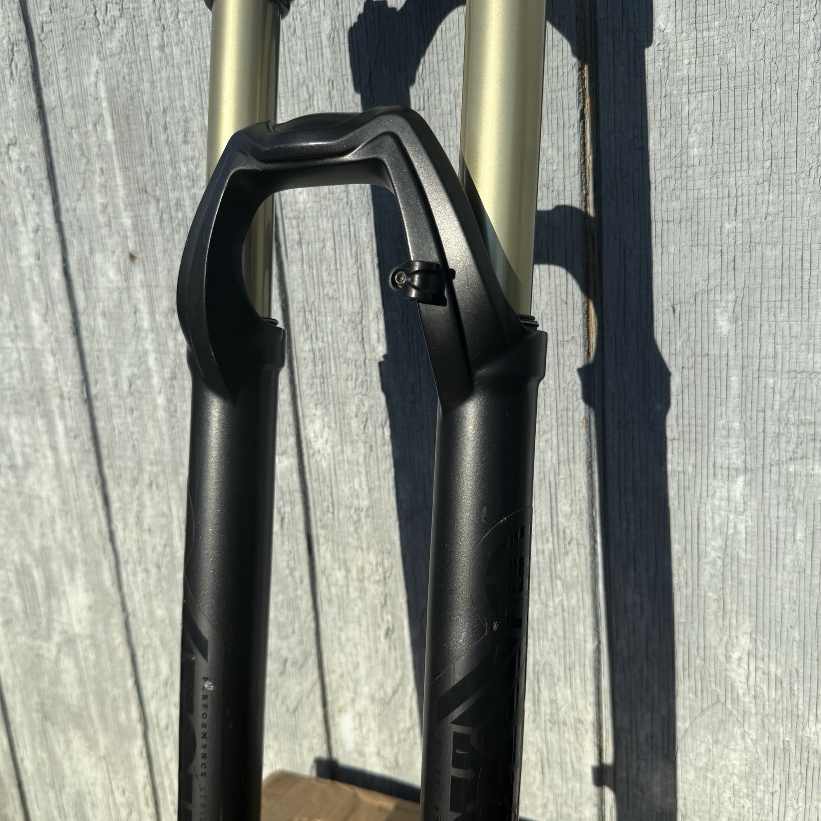 Fox 32 Performance Series Float 27.5” Forks (P6)
