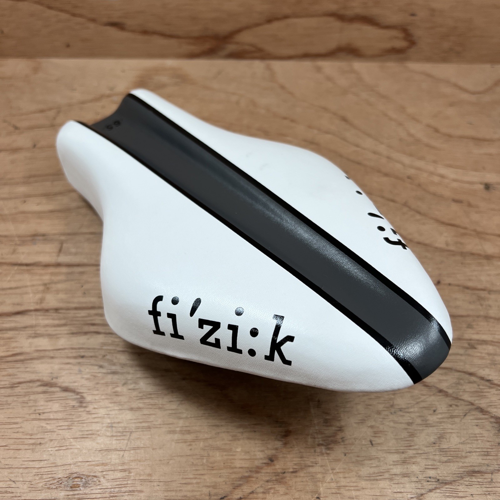 Fizik Tritone 6.5 Saddle Bicycle Seat triathalon stub nose short seat