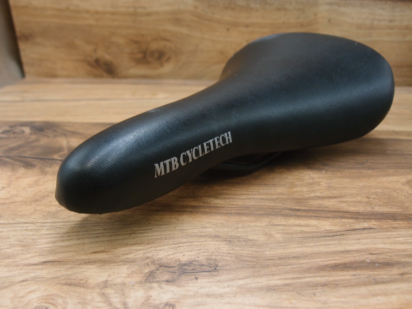 1990 MTB saddle Cycletech by Velo VML-244 made in Italy seat