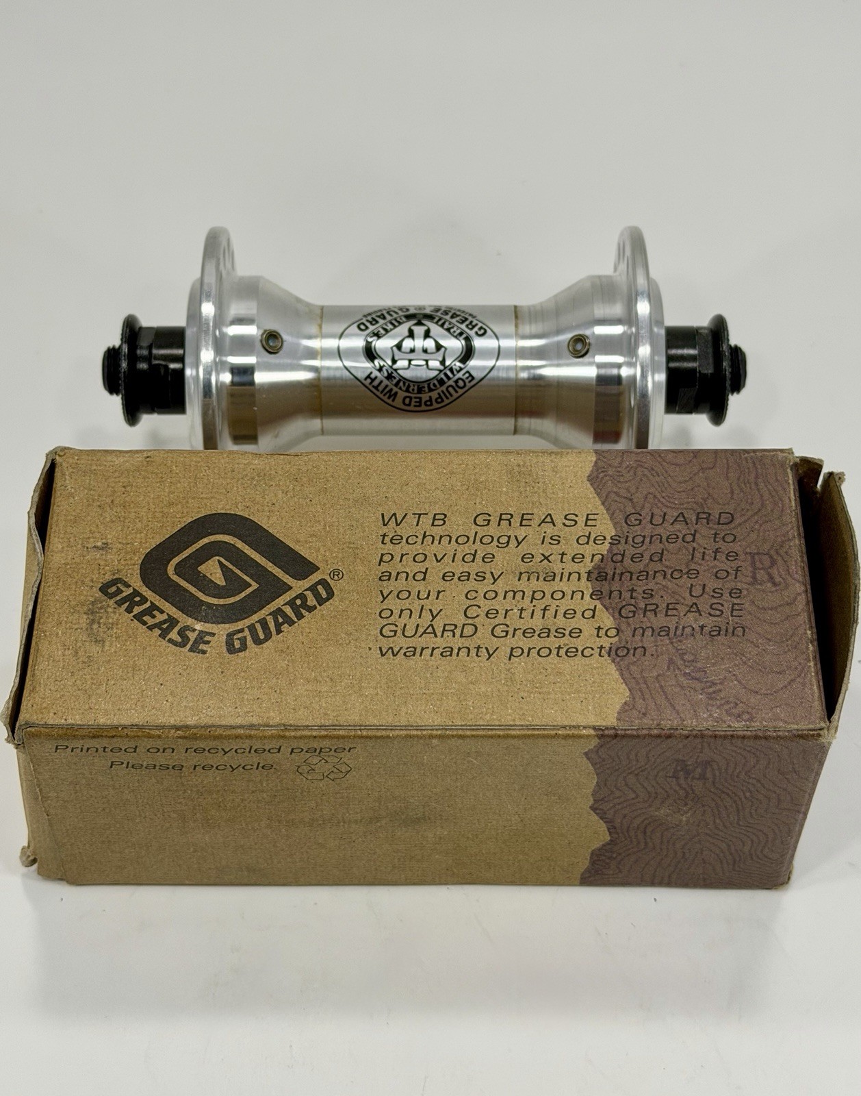 NOS WTB Momentum Grease Guard Front QR 9×100 32H Hub Silver Sealed Cartridge