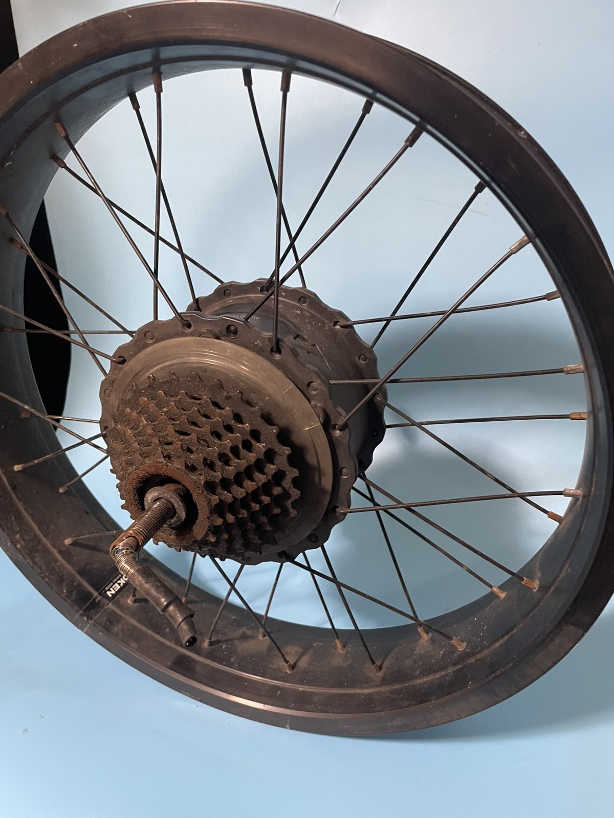 20″ 48V Electric Bicycle E-Bike Rear Wheel Hub Motor Fat Tire, for parts- Read