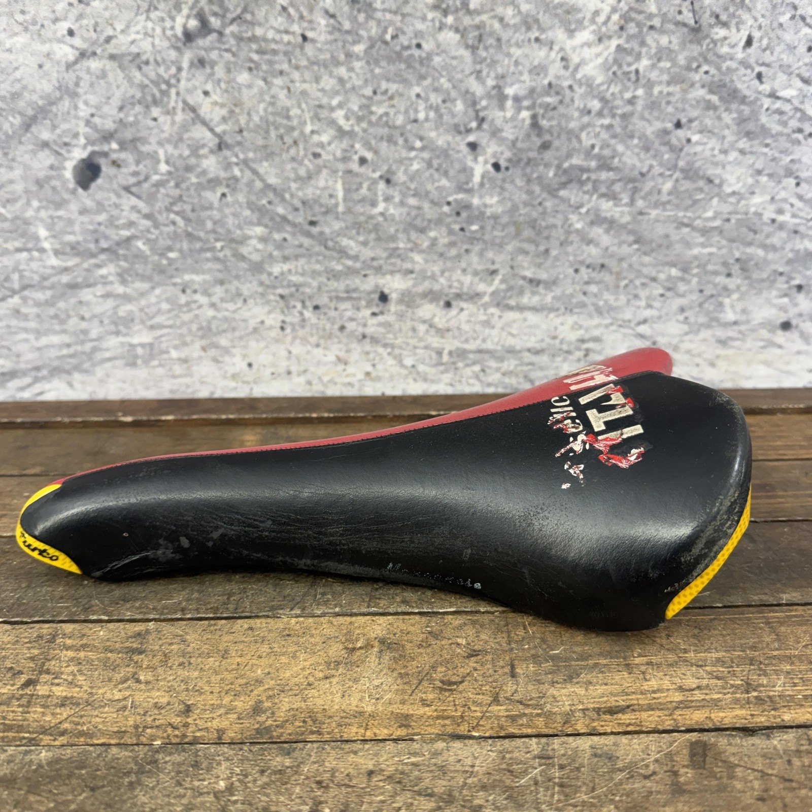 Vintage Selle Italia Turbo Matic 2 Saddle Seat Red Yellow 135mm Carbon MTB