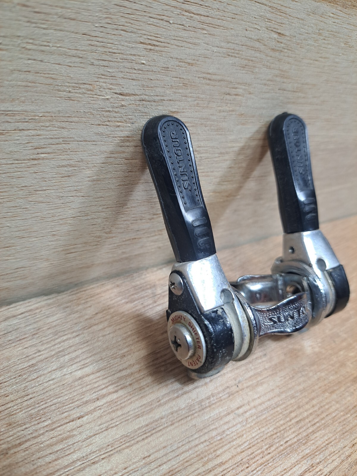Suntour Mighty Ratchet Road Bike Down tube Shifters 28.6 mm Clamp