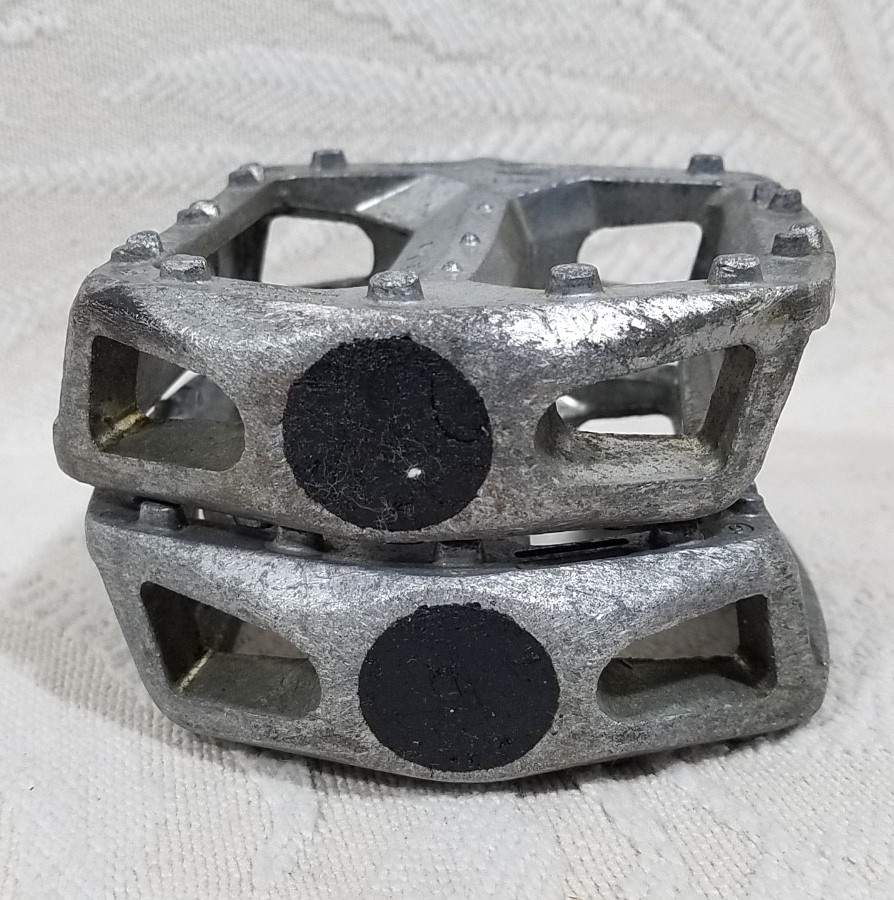 GT BMX VP-821 PEDAL MID OLD SCHOOL 1/2in. STAMPED 1990’s VTG RACING FREESTYLE