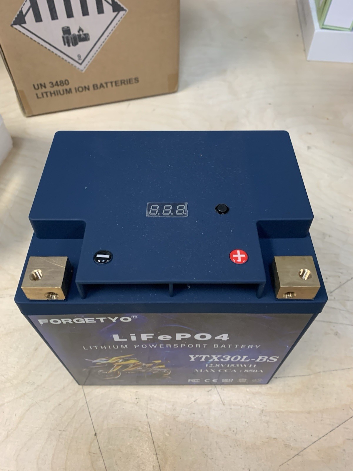 Lithium YTX30L-BS, 850A LiFePO4 Motorcycle Battery, 12V 12AH YTX30L-BS-12AH