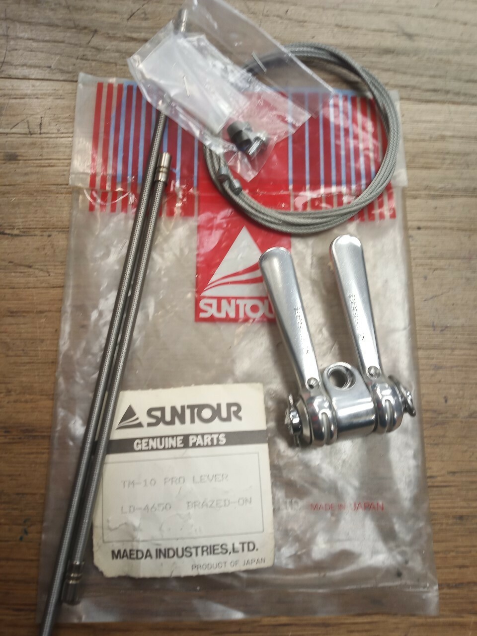 NOS Vintage Suntour SUPERBE PRO Downtube Top Braze On Mount Friction Shifters 