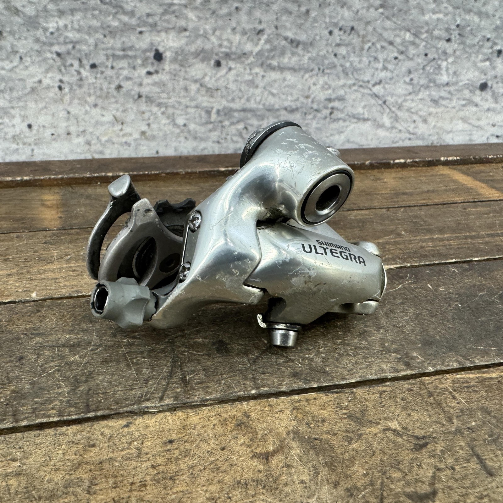 Vintage Shimano Ultegra RD-6500 Rear Derailleur Short Cage Silver Japan 220g