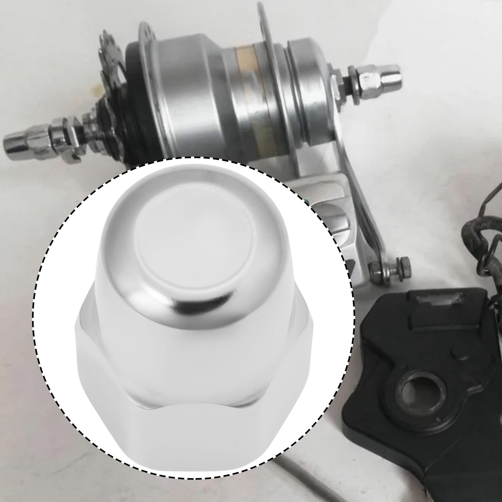2pcs Bike Rear Wheel Hub 3/8 Inch Hat Nut Y-31414010 Track Bicycle Parts