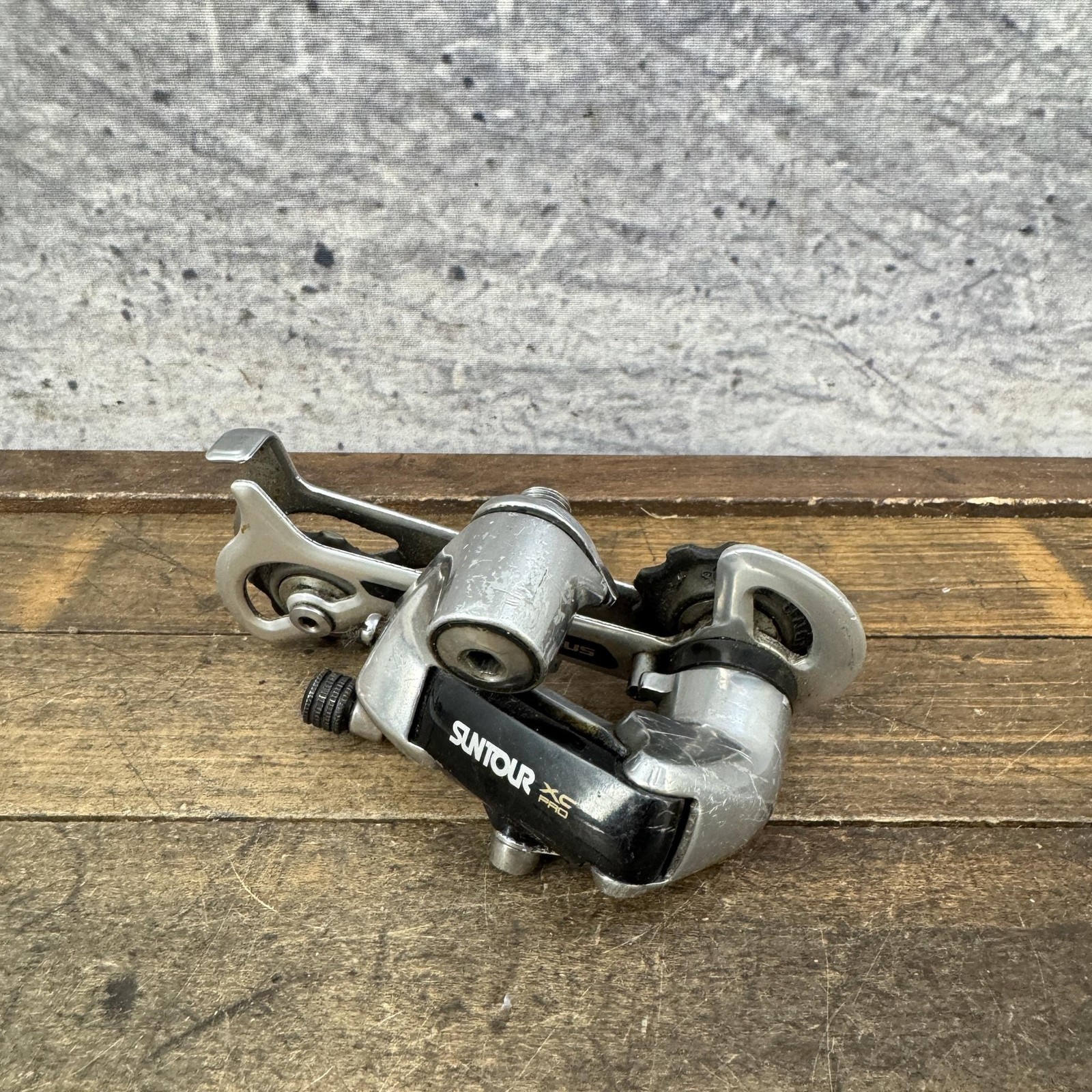 Vintage SunTour XC Pro Rear Derailleur Accushift Plus Black 90s MTB 275g Japan