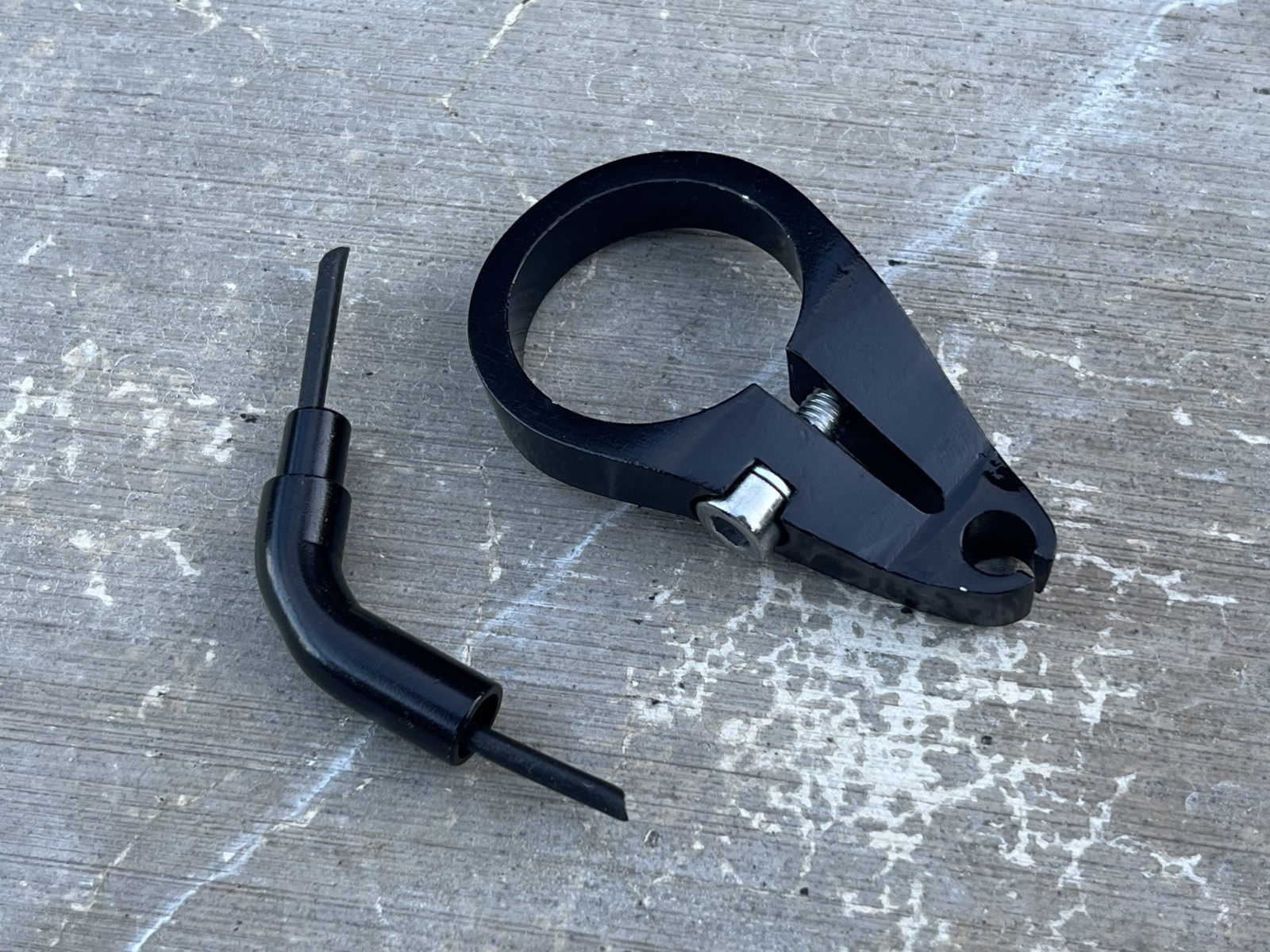 NOS Unbranded Machined Alloy 1 1/8″ Front Brake Cable Stop | Black