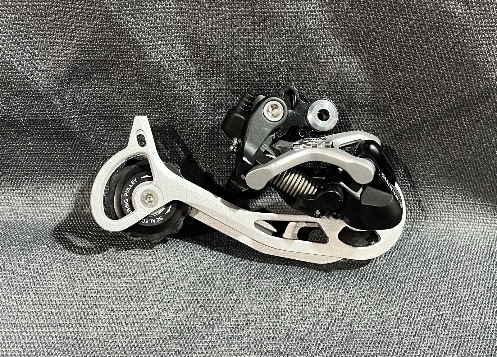 Shimano Deore XT RD-M772 Shadow Rear Derailleur Long Cage SGS 9-Speed MTB