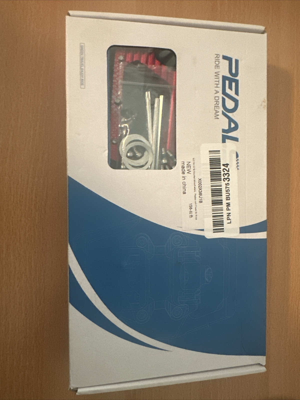 MZYRH Mountain Bike Pedals With Cleats Left And Right Red Pair BNIB