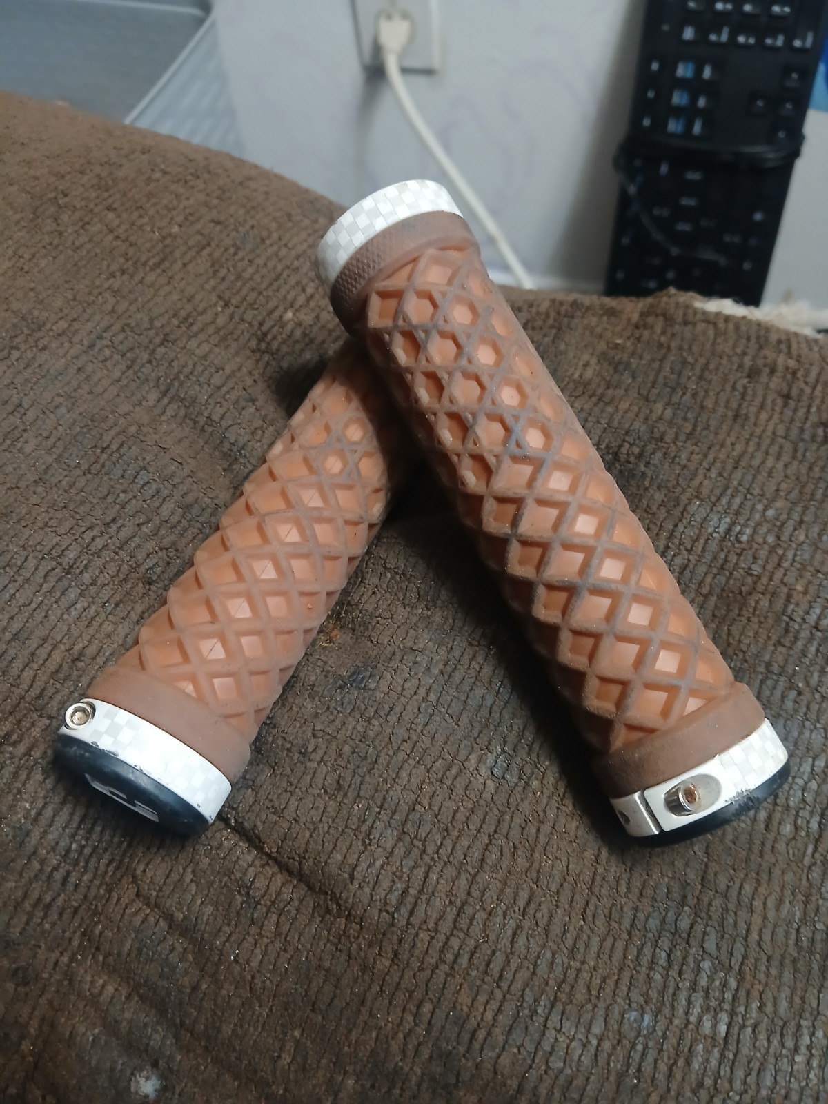 ODI Vans Lock-On Grip BMX or MTB bicycle Gum/White Checkerboard With Snap Cap