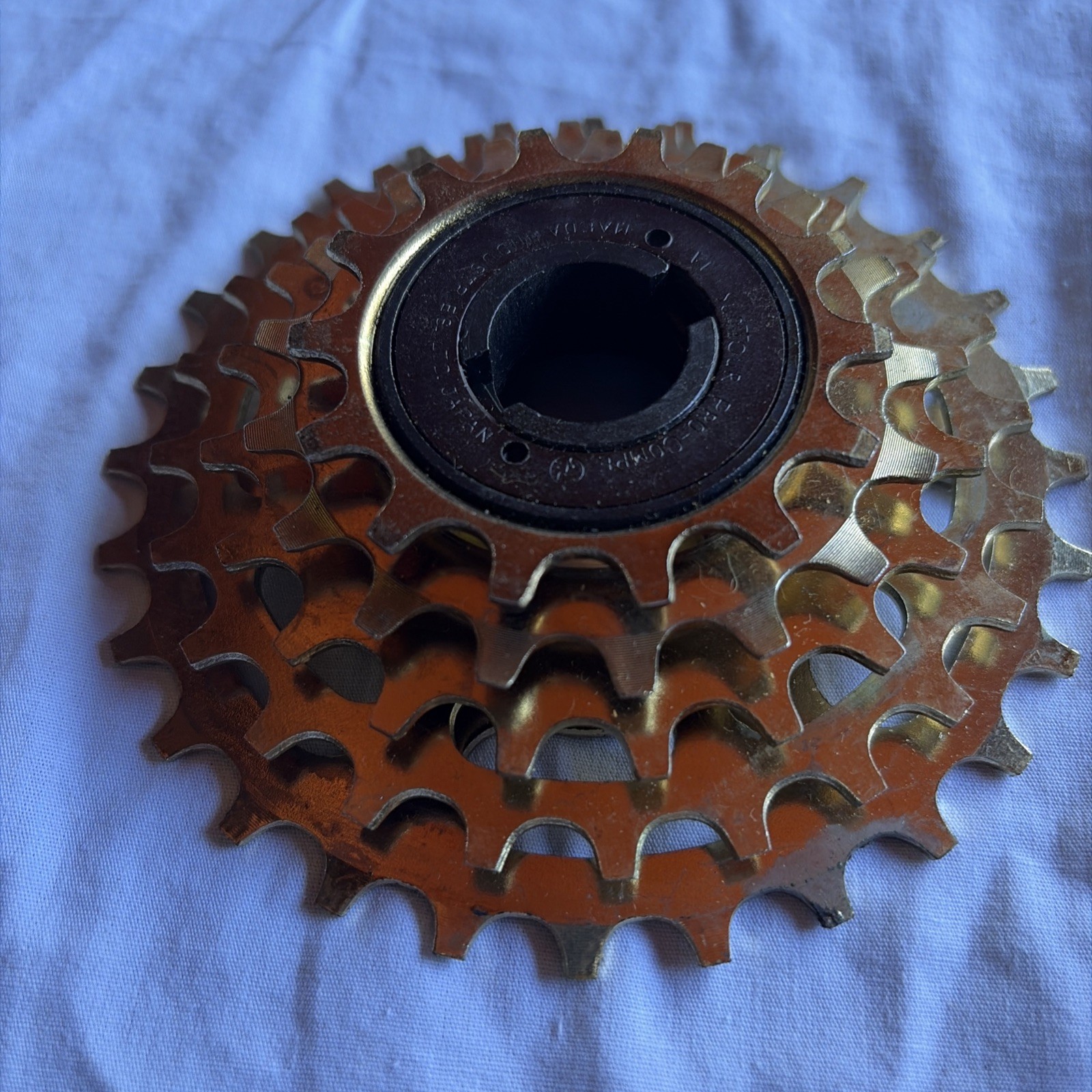 Vintage Suntour Pro-Compe Freewheel 5 Speed Gold NOS 14-28T 28T