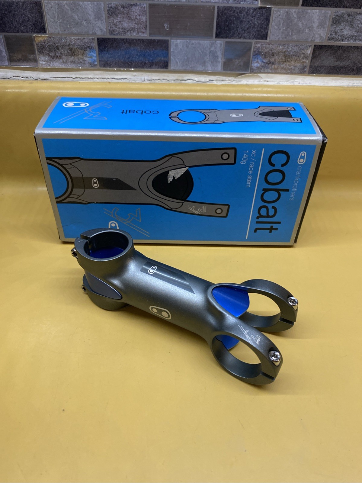Iron/Blue Crankbrothers Cobalt 3 XC 100mm x 31.8 x 6* x 1-1/8i” Threadless Stem