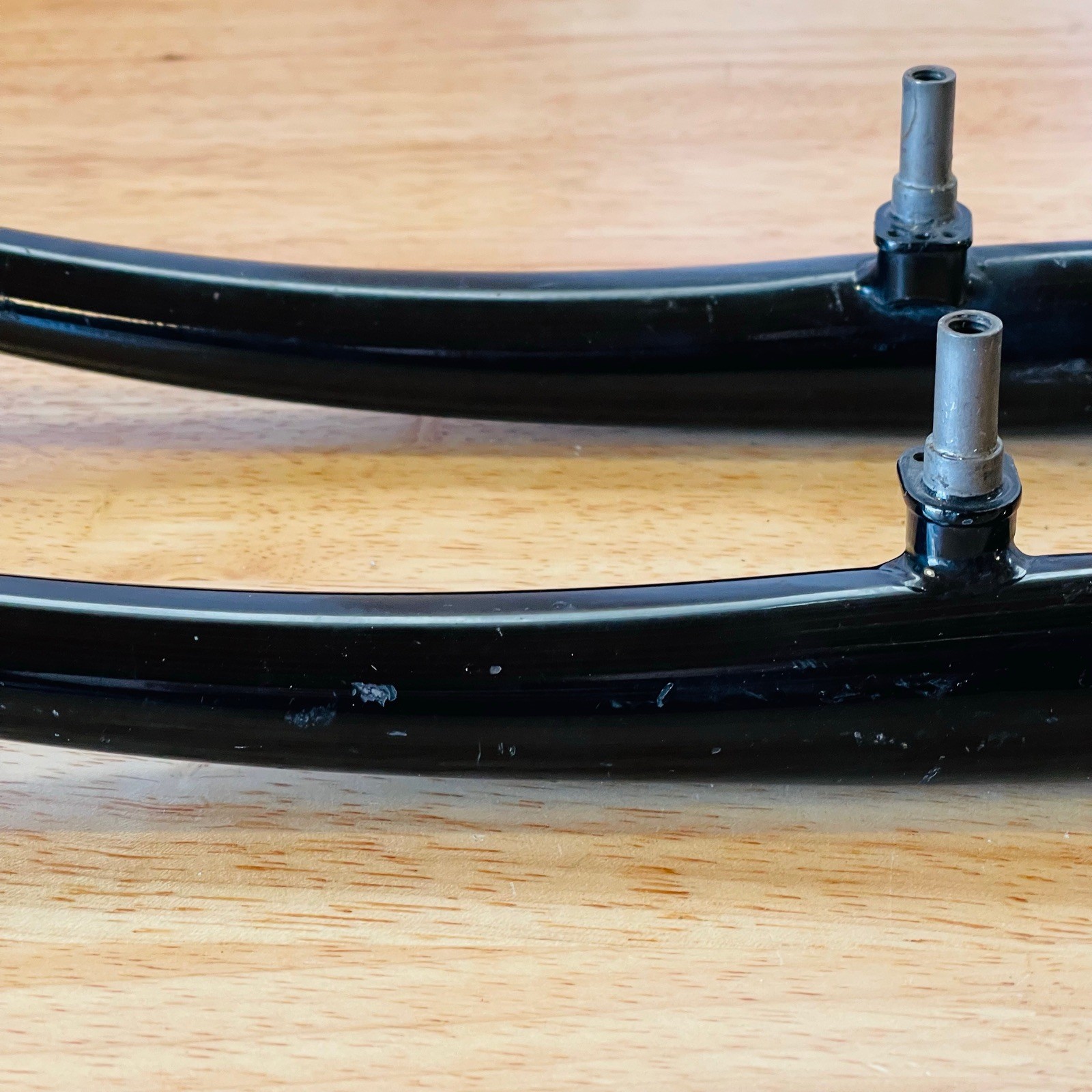 Steel Mountain Bike Fork 1-Inch Threaded 26 209 Steerer 390 AtoC Black 