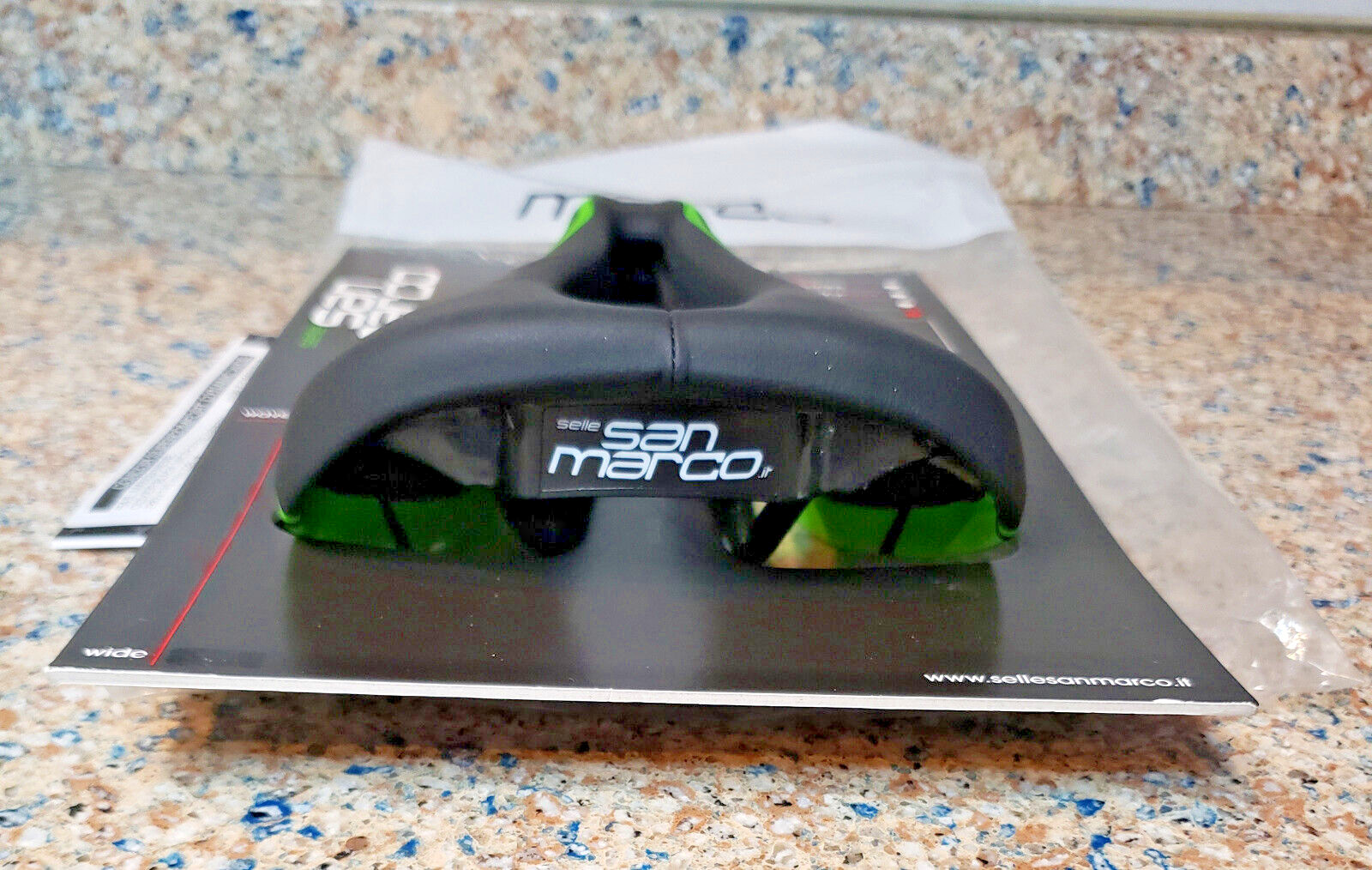 NEW Selle San Marco Concor 225g Supercomfort Dynamic Saddle Wide Green 270MW001G