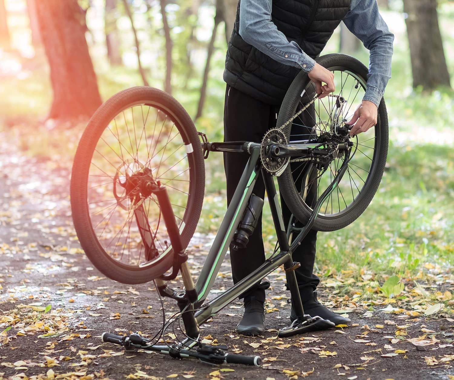 Alloy Steel 6/7/8 Speed Bike Chain – Durable, Lightweight, and Adjustable Length