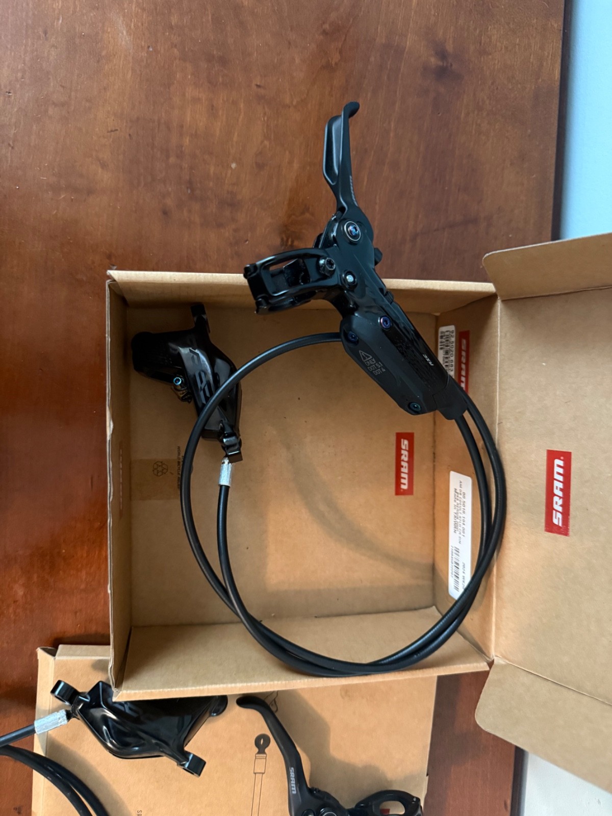 SRAM CODE RSC BRAKES FULL SET INCLUDES NEW REAR HOSE KIT 1800MM AND 200MM ROTORS