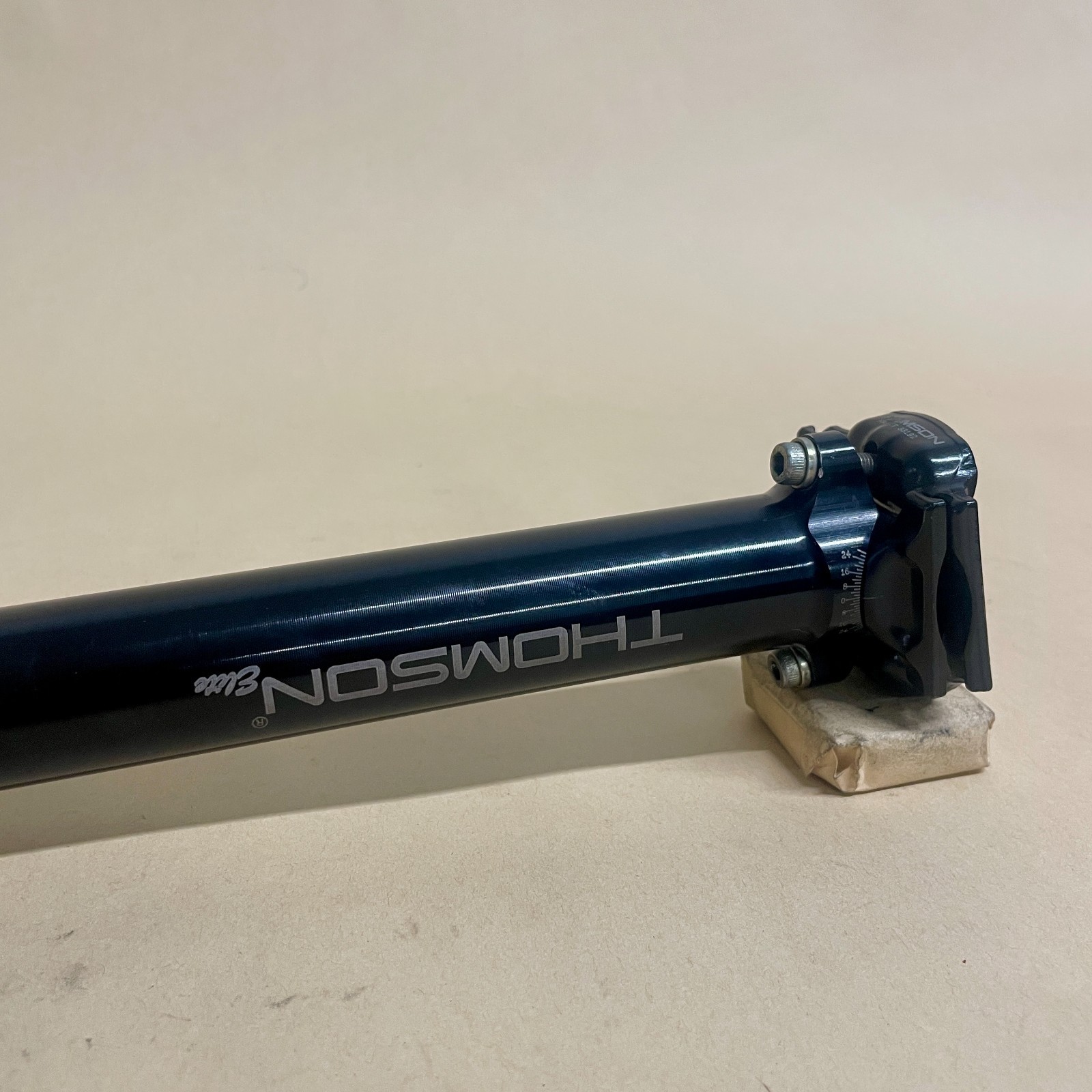 Thomson Elite Seatpost 30.9mm x 367mm Black Zero Setback Road Track MTB