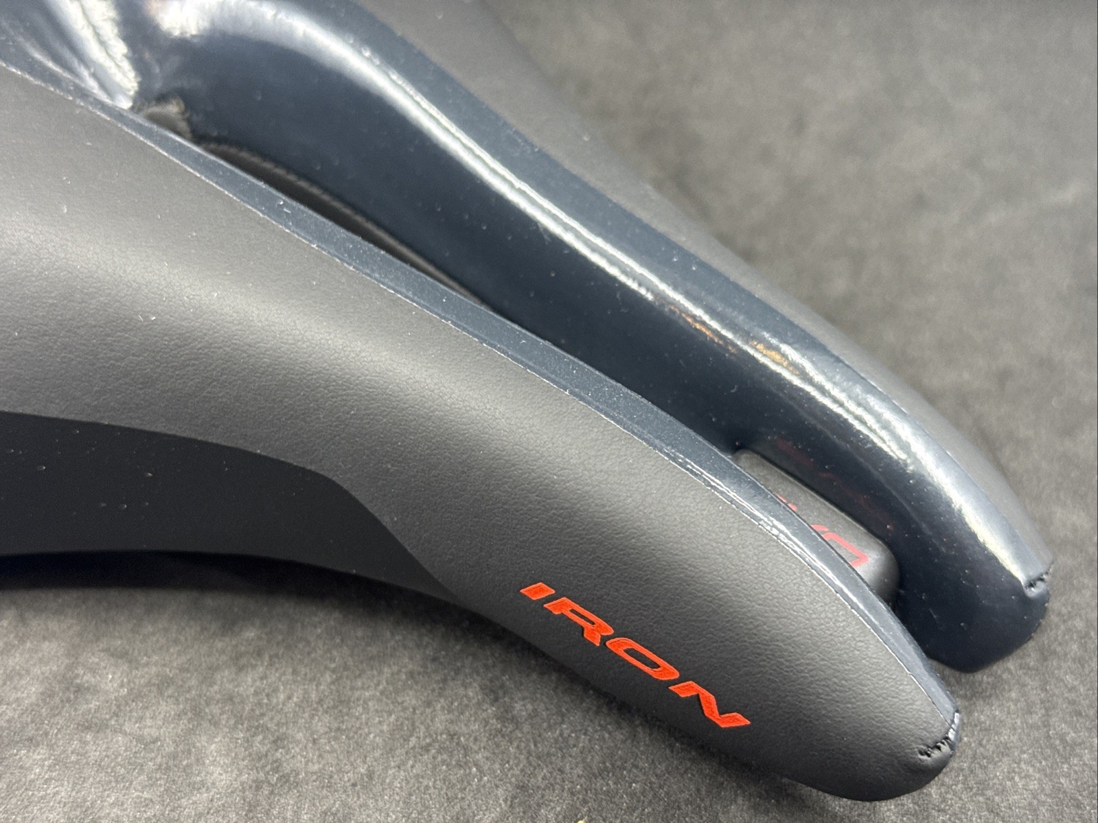 Selle Italia Iron EVO Superflow Carbon Rail Tri Saddle 256mm x 132mm MSRP $325