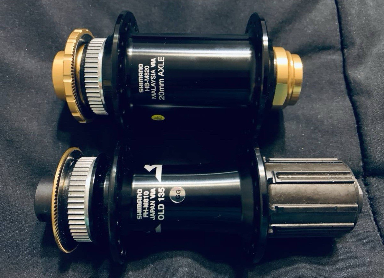 Shimano Saint 32h Hubs Front HB-M820 20x110mm Thru Axle & FH-M810 Rear 10x135mm