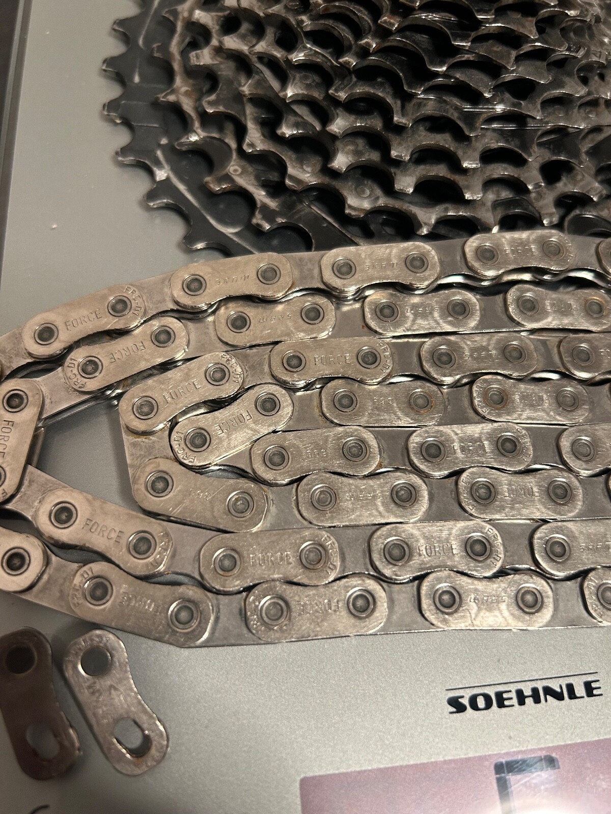 Sram Force AXS XG-1270 XDR 10-33T 12s Road Bike Cassette & Force Chain