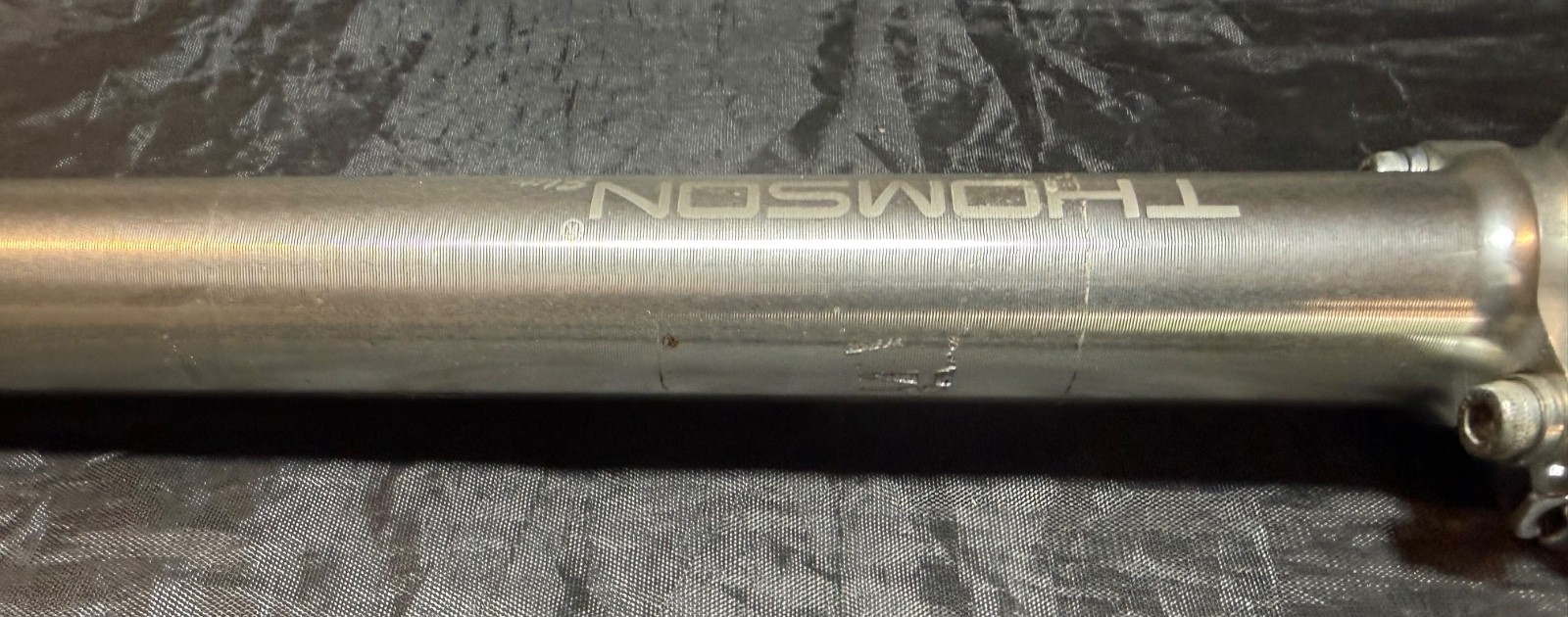 Thomson Elite 27.2 410MM Seatpost, -visual imperfections-