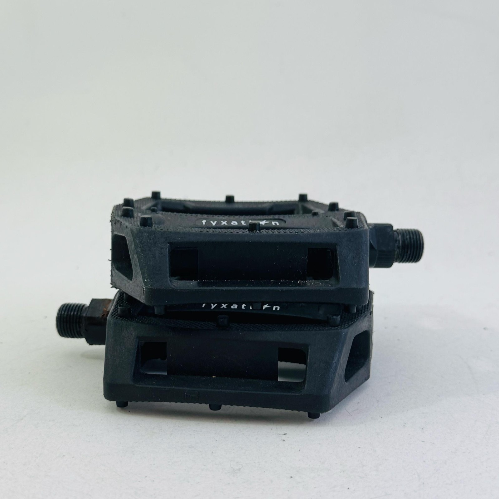 Vintage Fyxation Platform Bike Pedals 9/16″ Pair Black Plastic MTB BMX A56